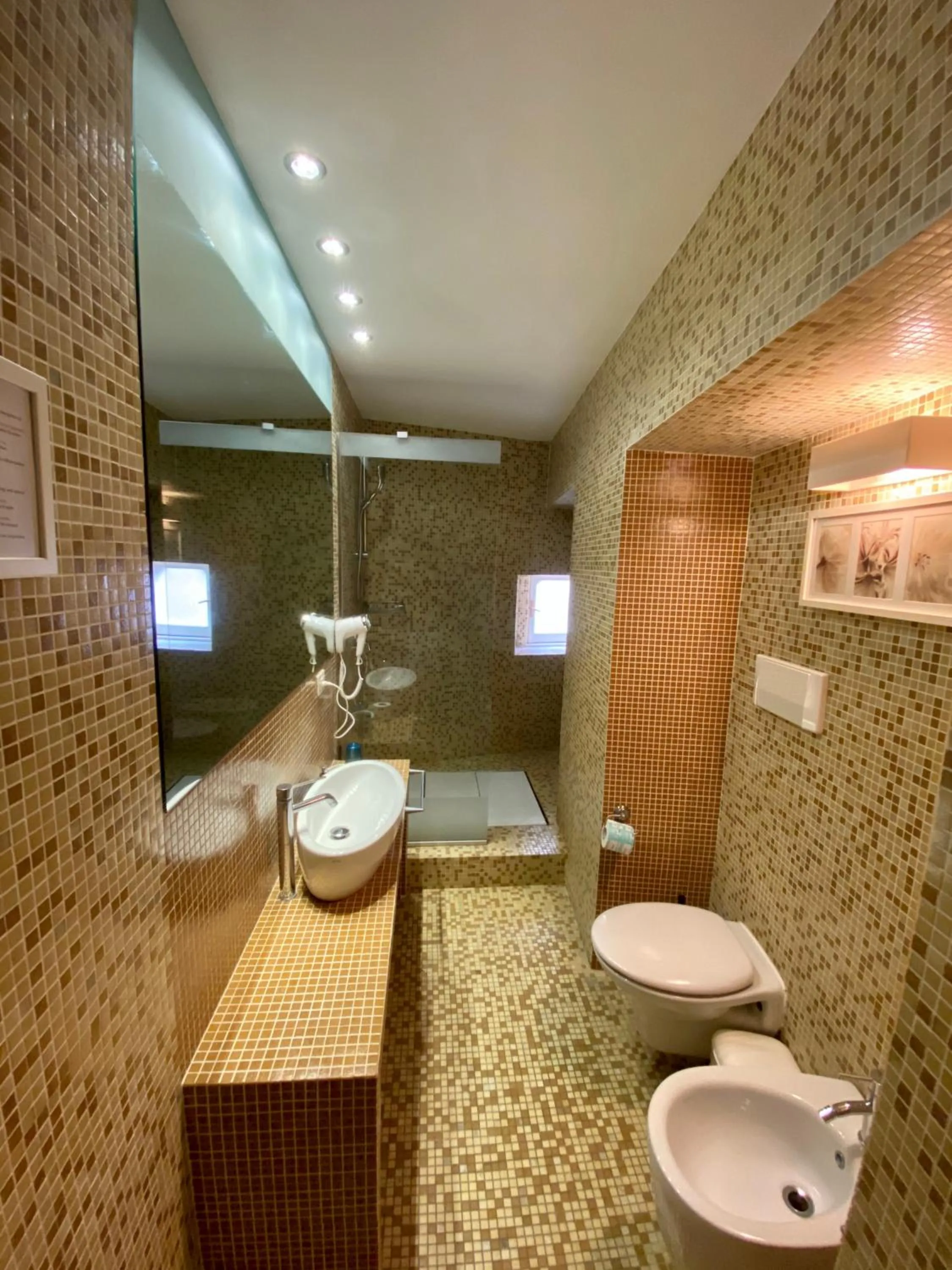 Bathroom in La Via della Giudecca