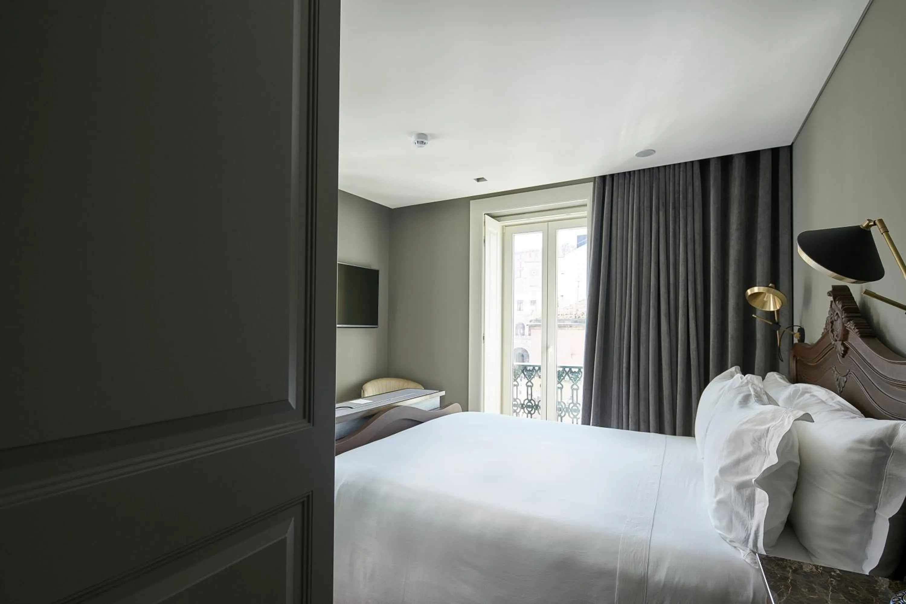 Bedroom in O Artista Suites by Europe