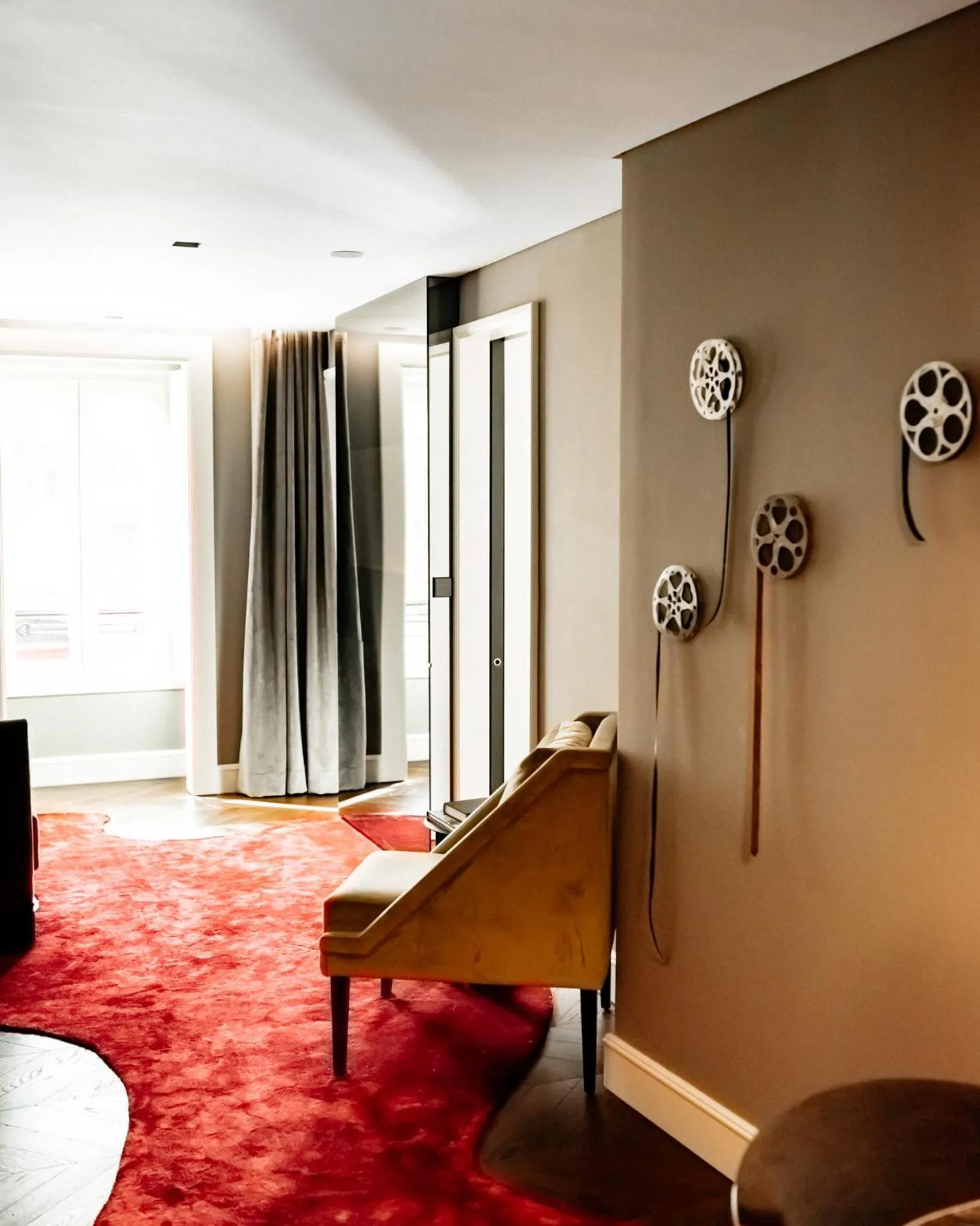 Living room in O Artista Suites by Europe