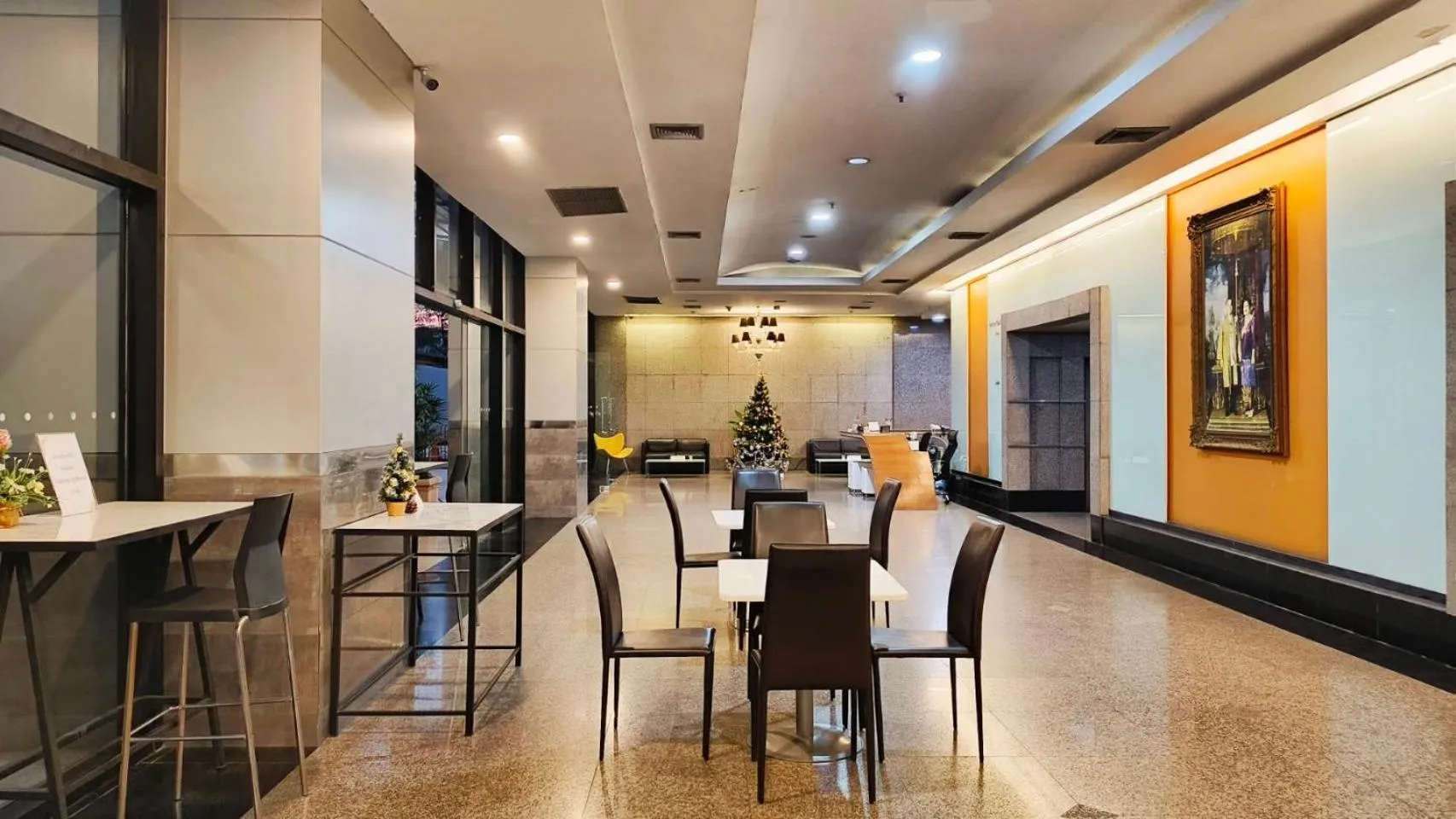 Lobby or reception in Iyarin @ Tuk Chang Hotel