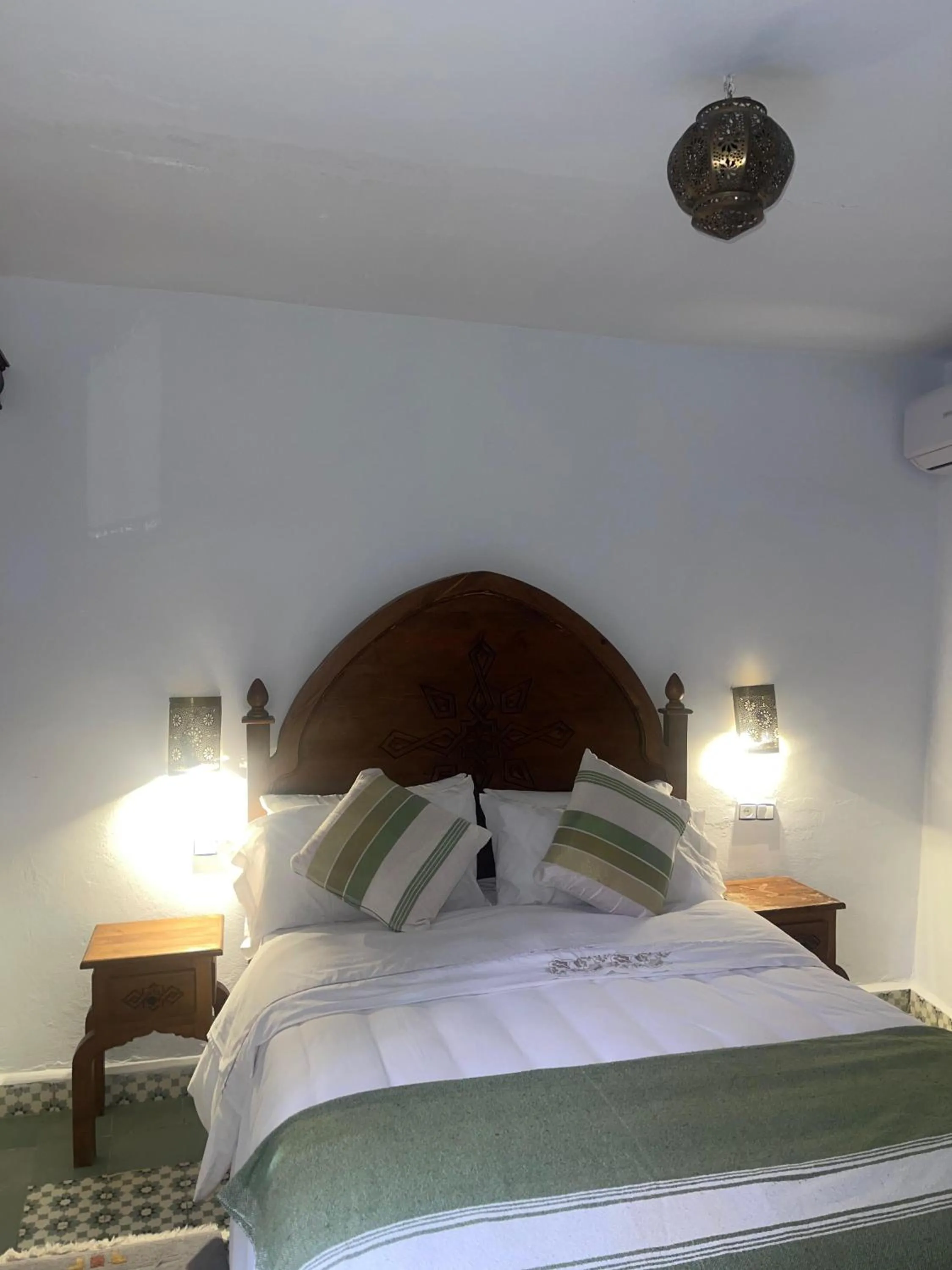 Bed in dar solaiman