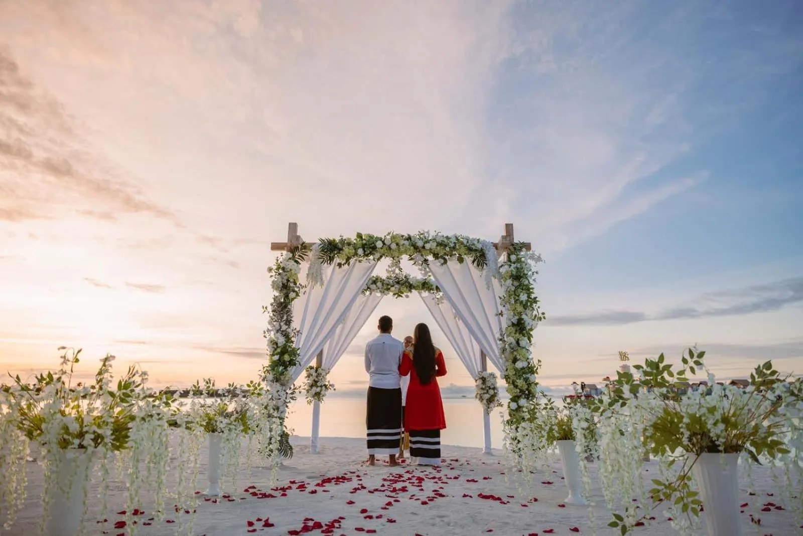 wedding in Hard Rock Hotel Maldives - FREE transfer for stays until 21st Dec 2025 and 11th Jan to 30th Apr 2026