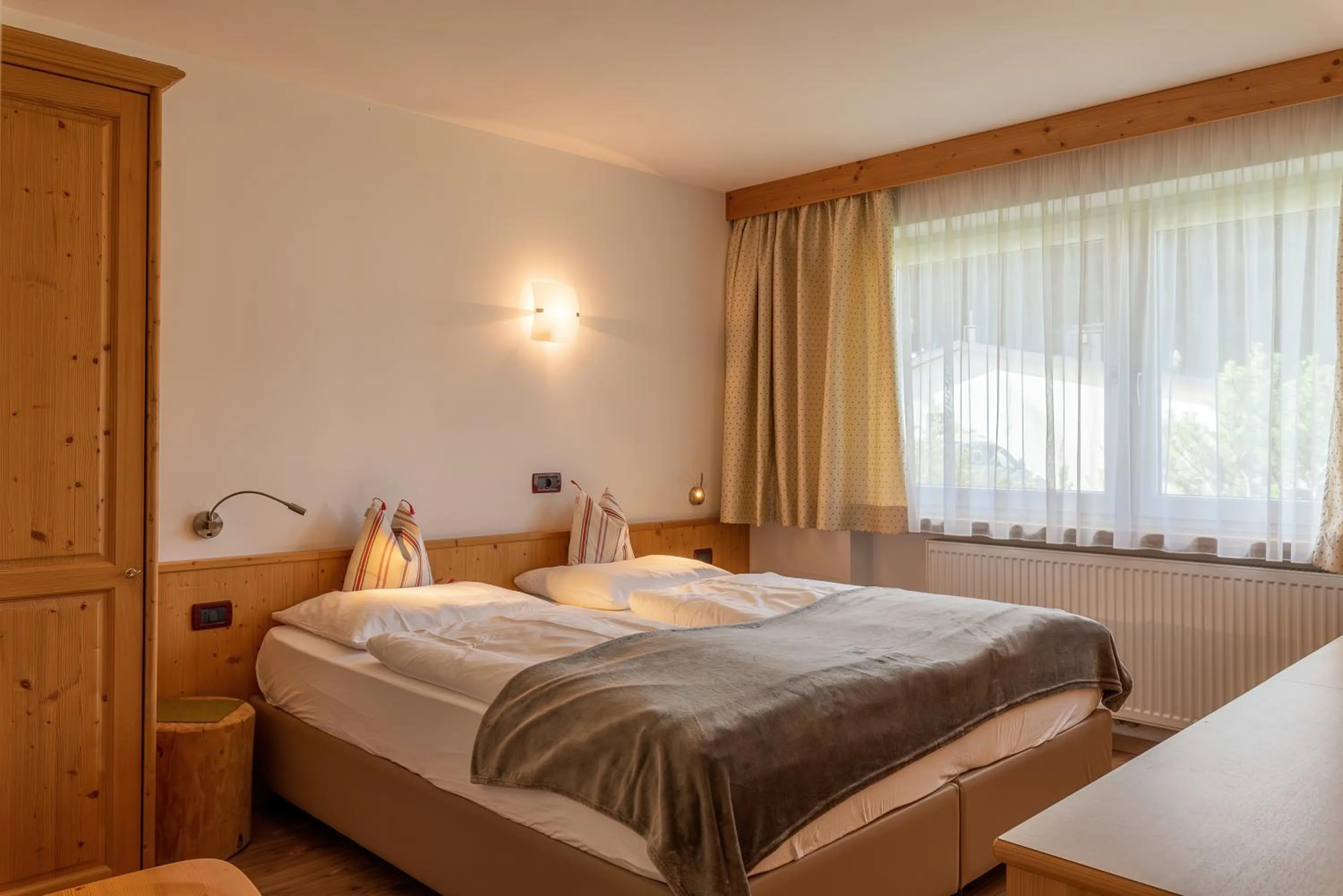 Bed in Residence Prapoz