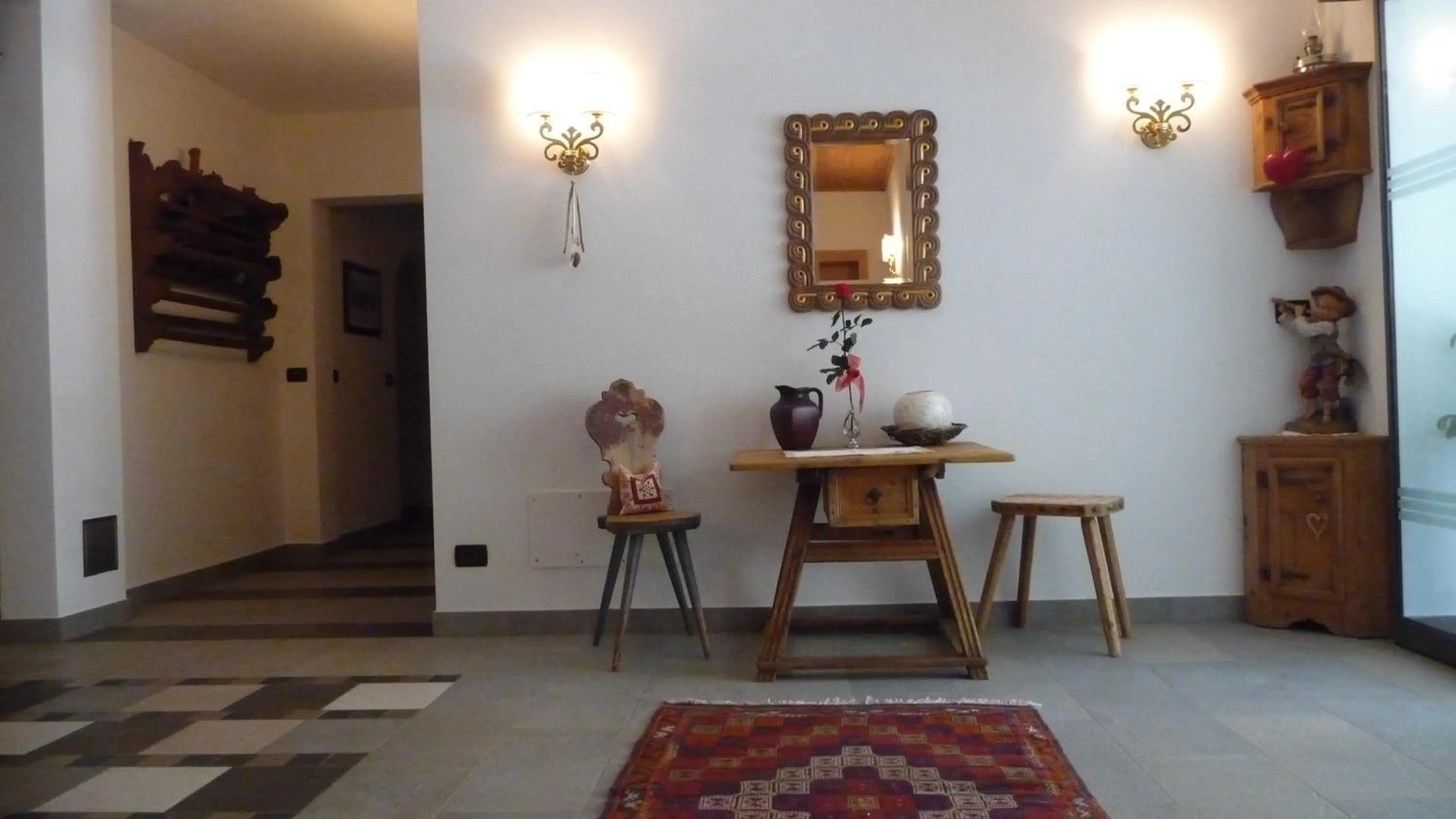 Decorative detail in Residence Prapoz