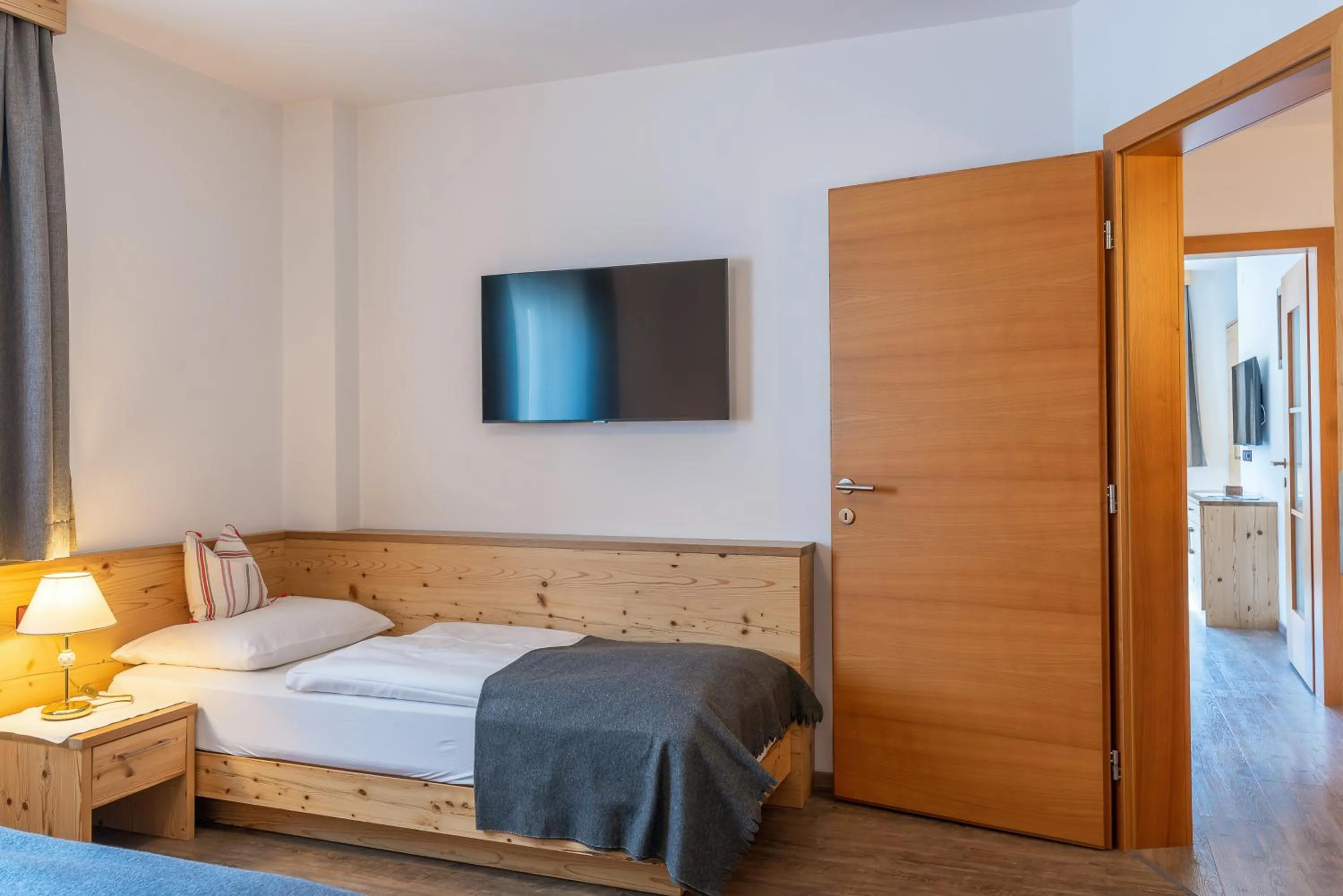 Bed in Residence Prapoz