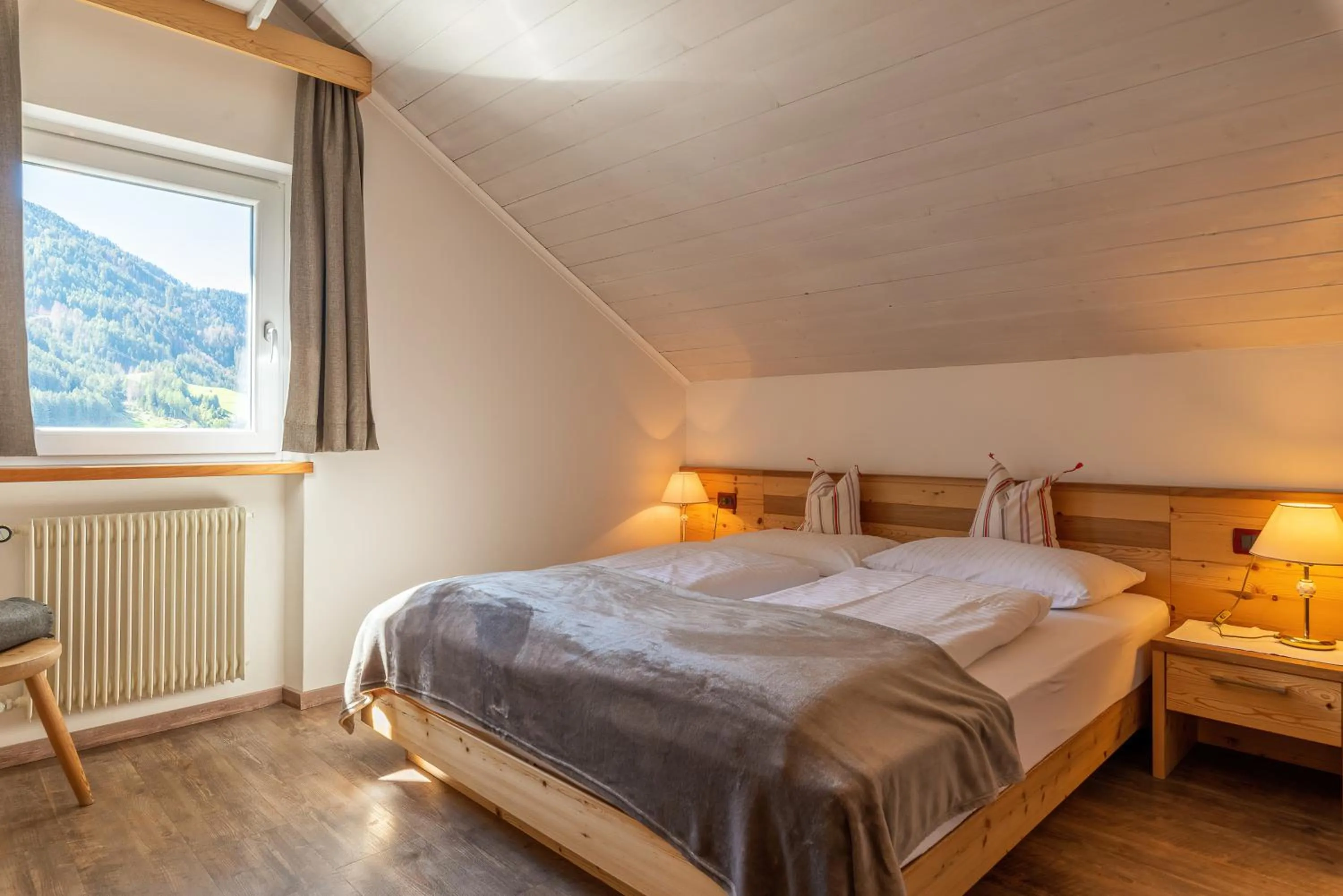 Bed in Residence Prapoz