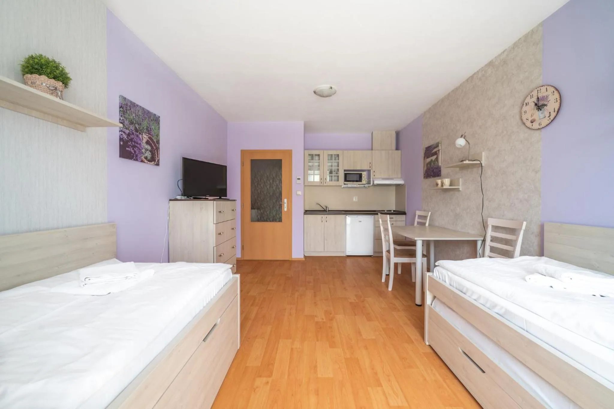 Kitchen or kitchenette, Bed in RELAX PARK Třeboň I