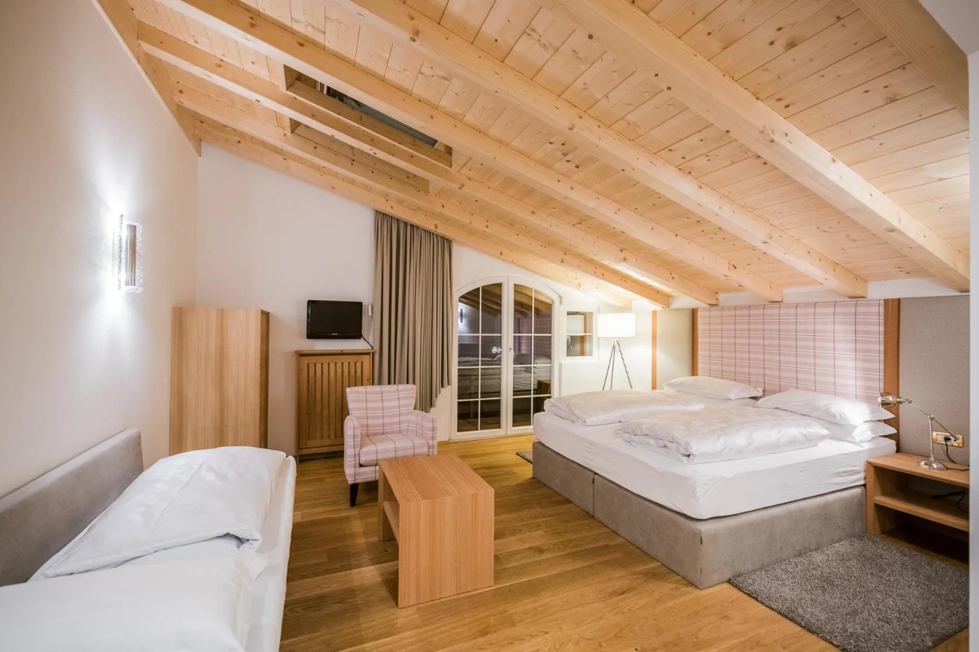 Photo of the whole room, Bed in Hotel Rodella