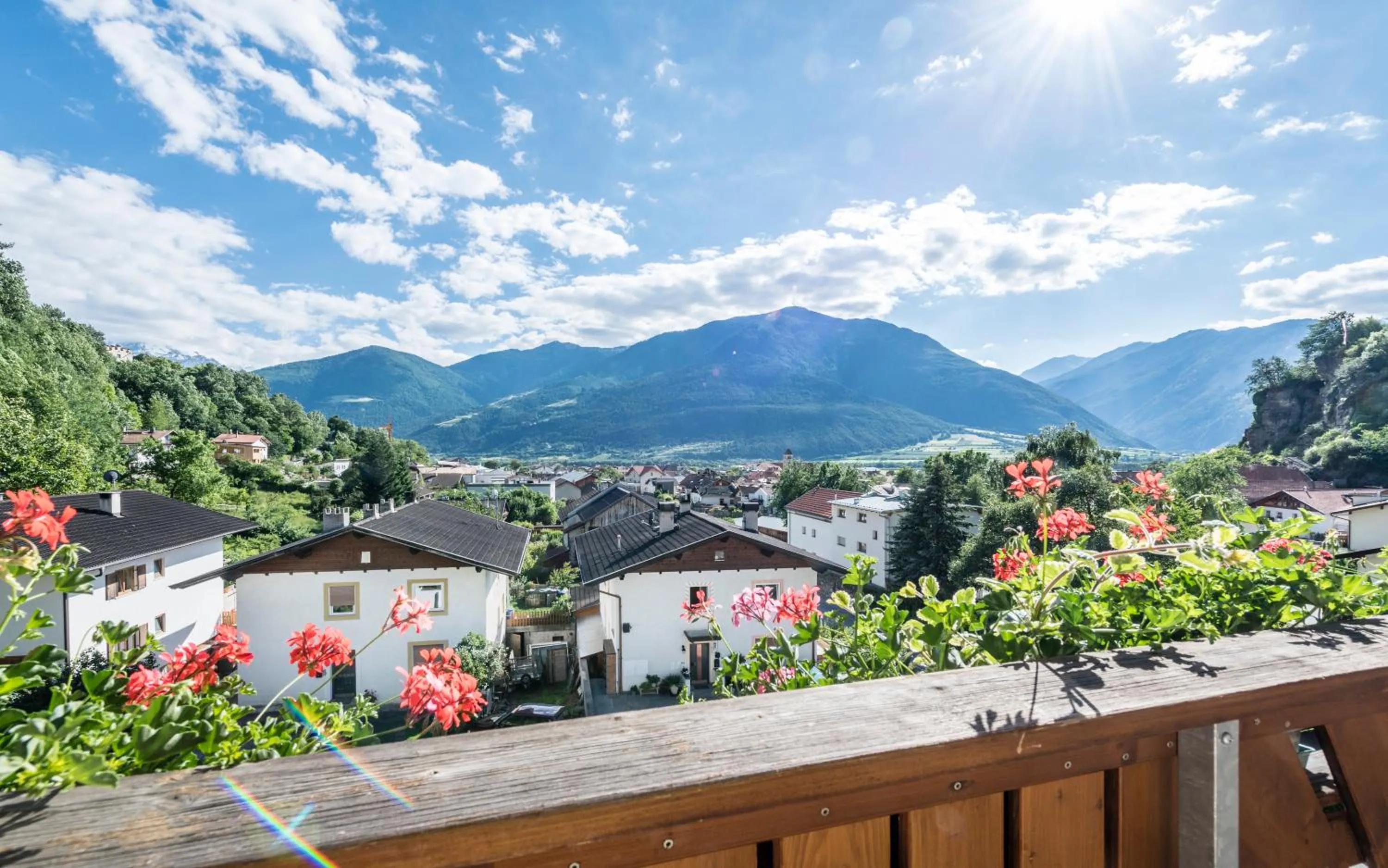 Saldur Small Active Hotel