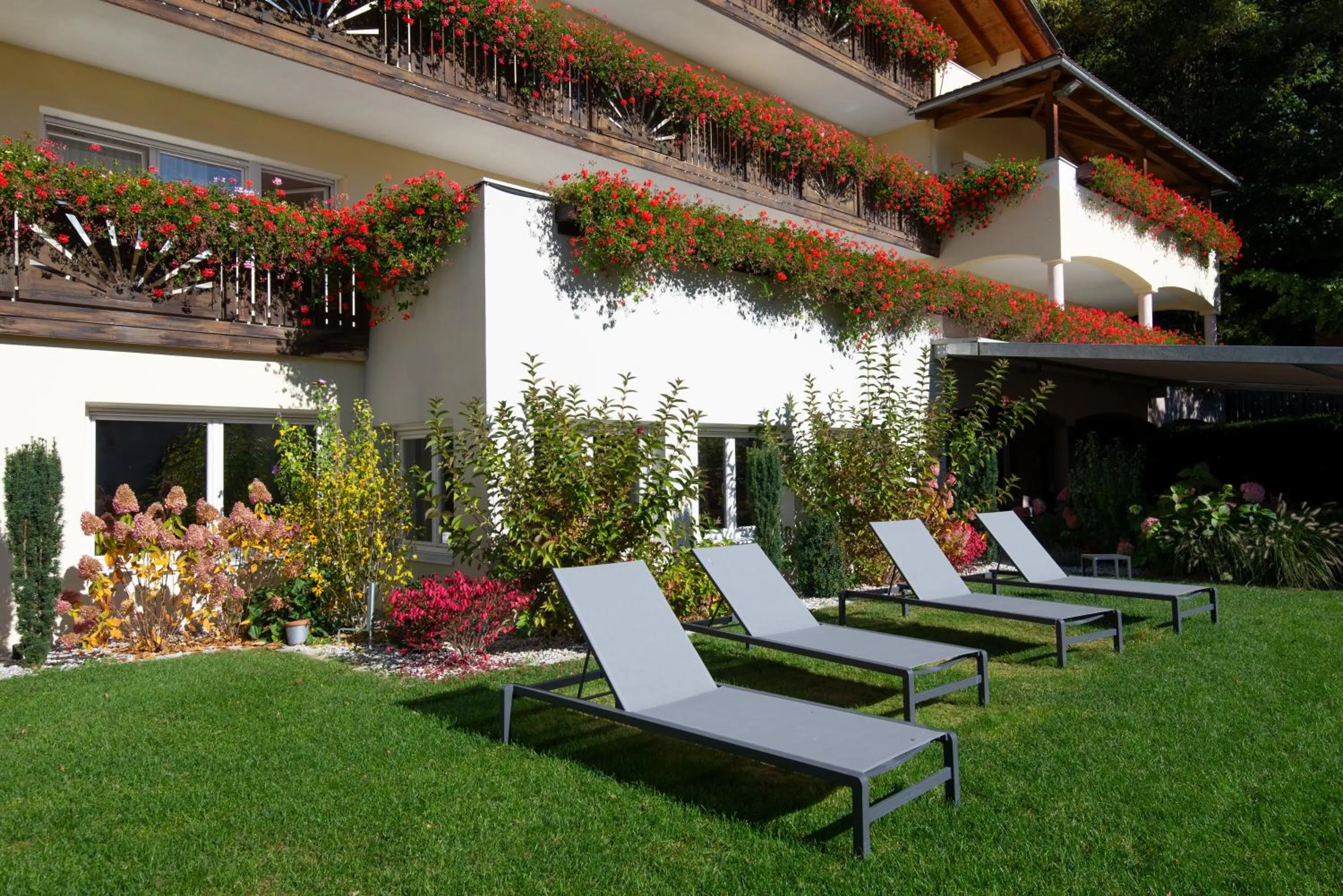 Saldur Small Active Hotel