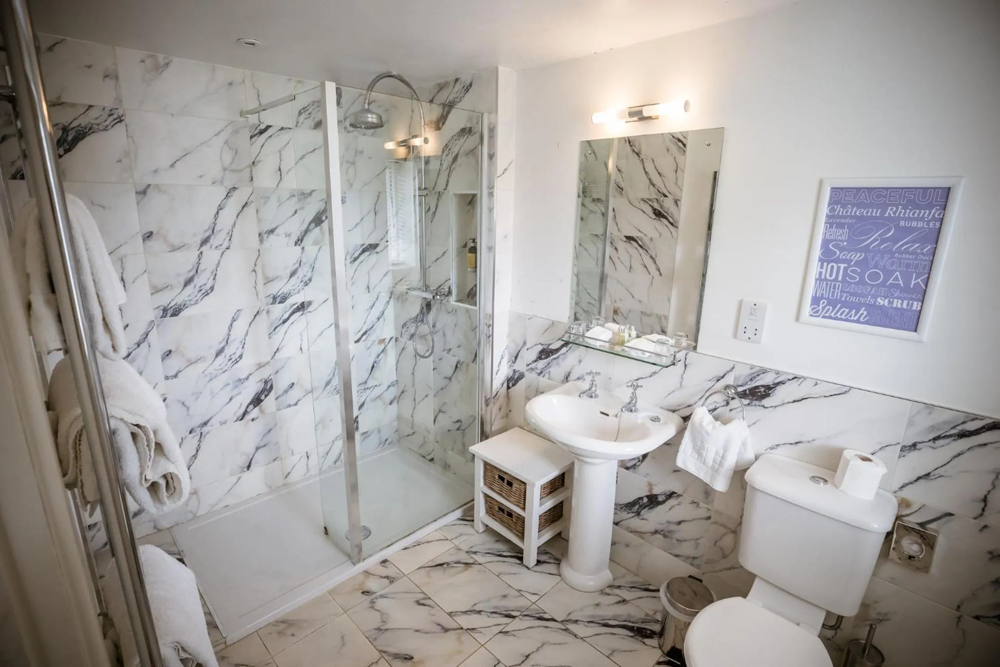 Bathroom in Château Rhianfa