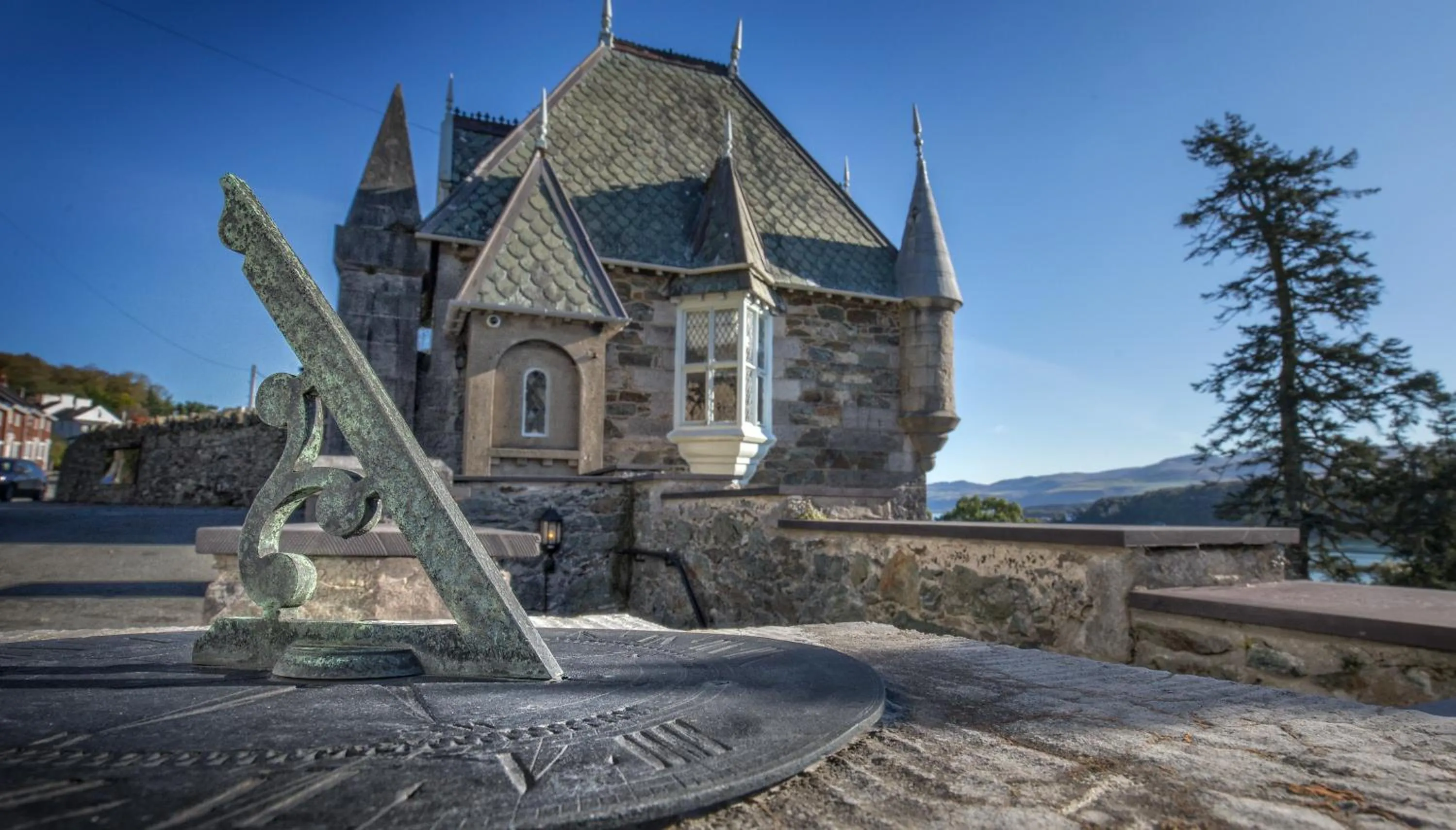 Property building in Château Rhianfa