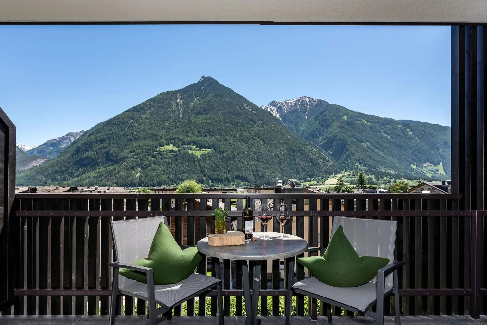 Property building in Vitaurina Royal Hotel