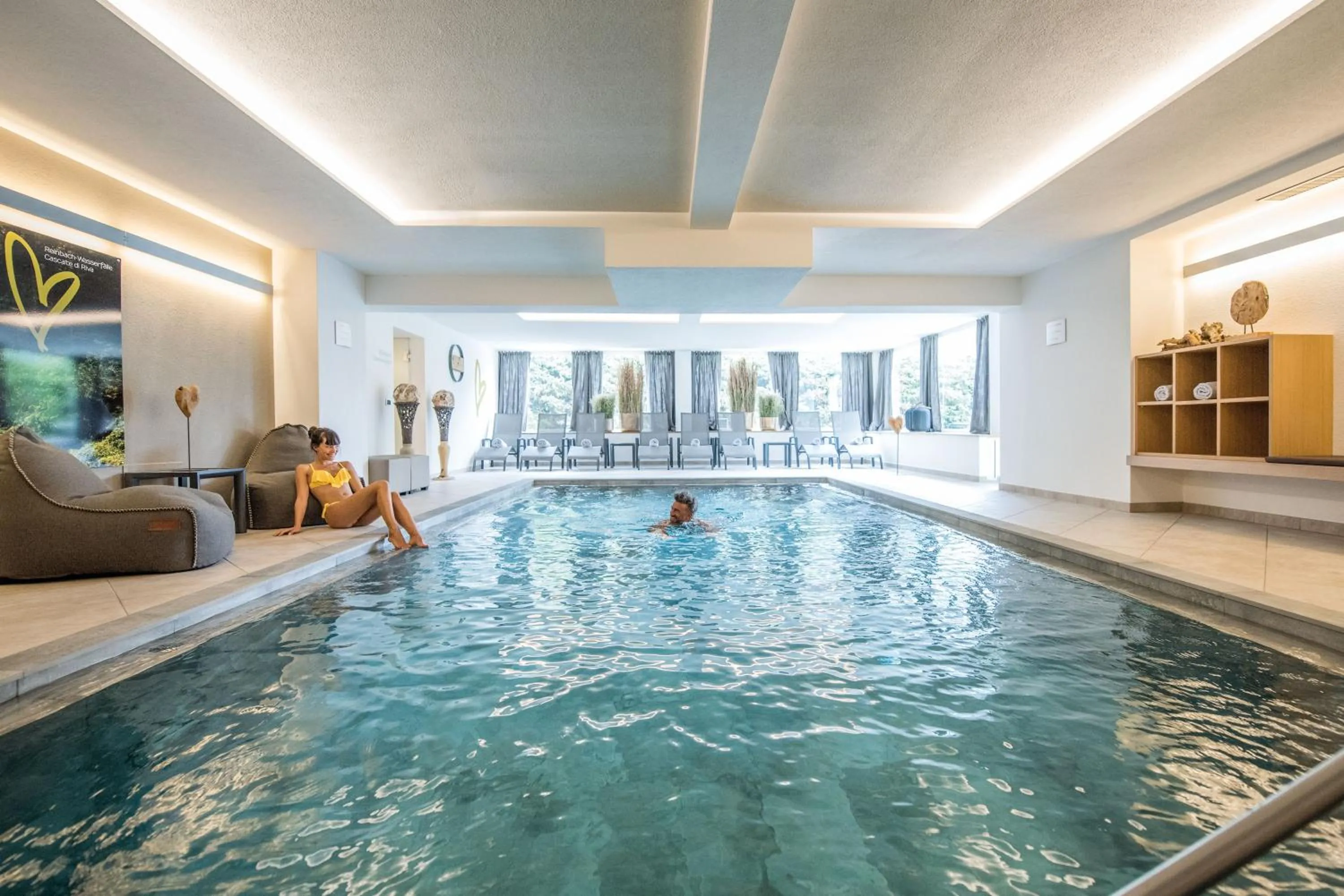 Swimming pool in Vitaurina Royal Hotel