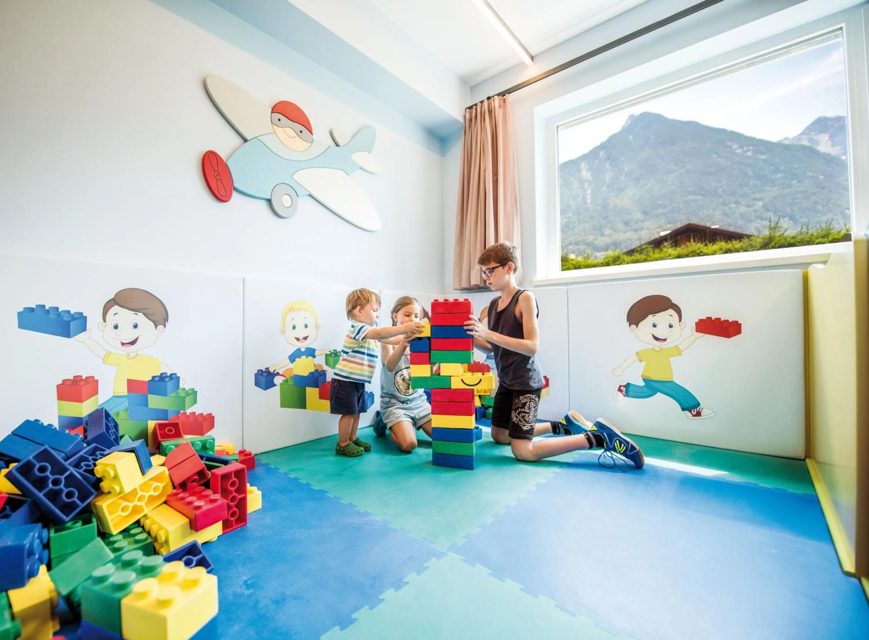 Game Room in Vitaurina Royal Hotel