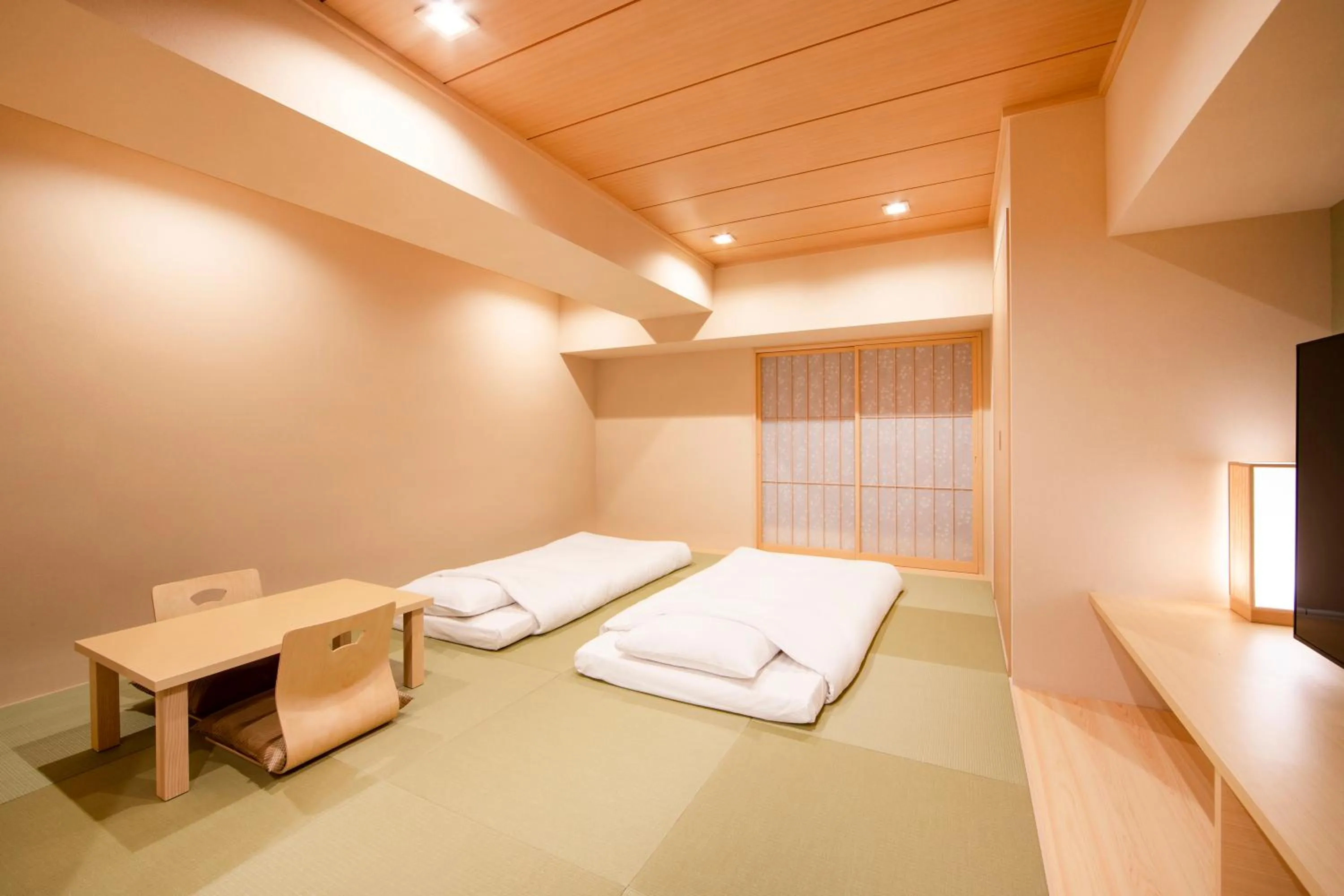 Photo of the whole room, Bed in karaksa hotel TOKYO STATION