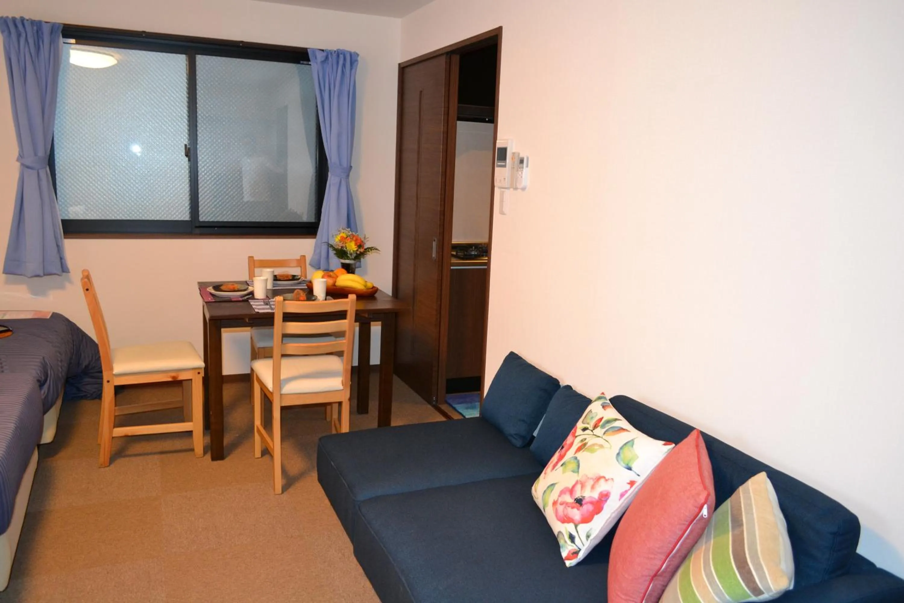 Dining area in Ben's Guesthouse Kyoto