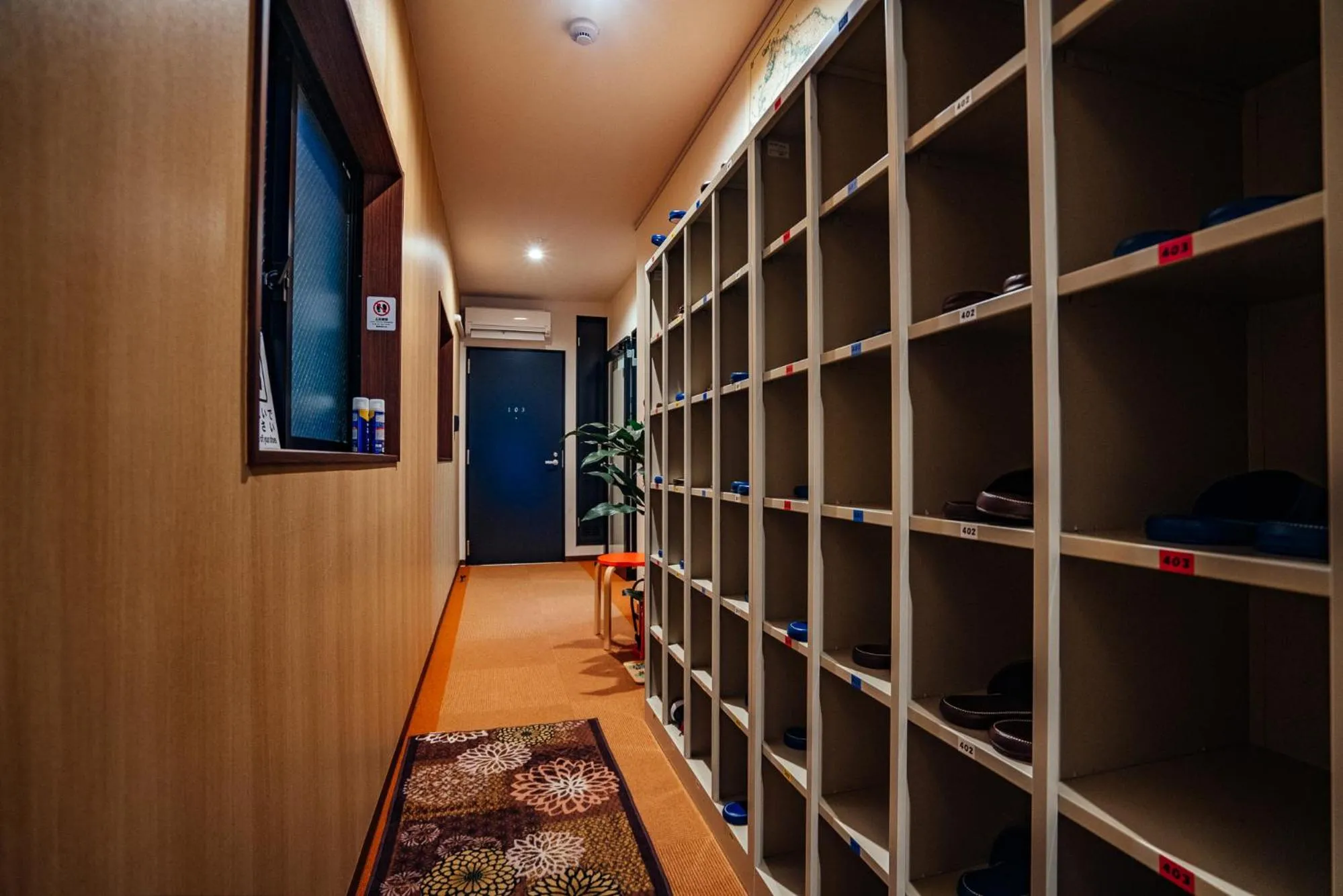 Lobby or reception in Ben's Guesthouse Kyoto