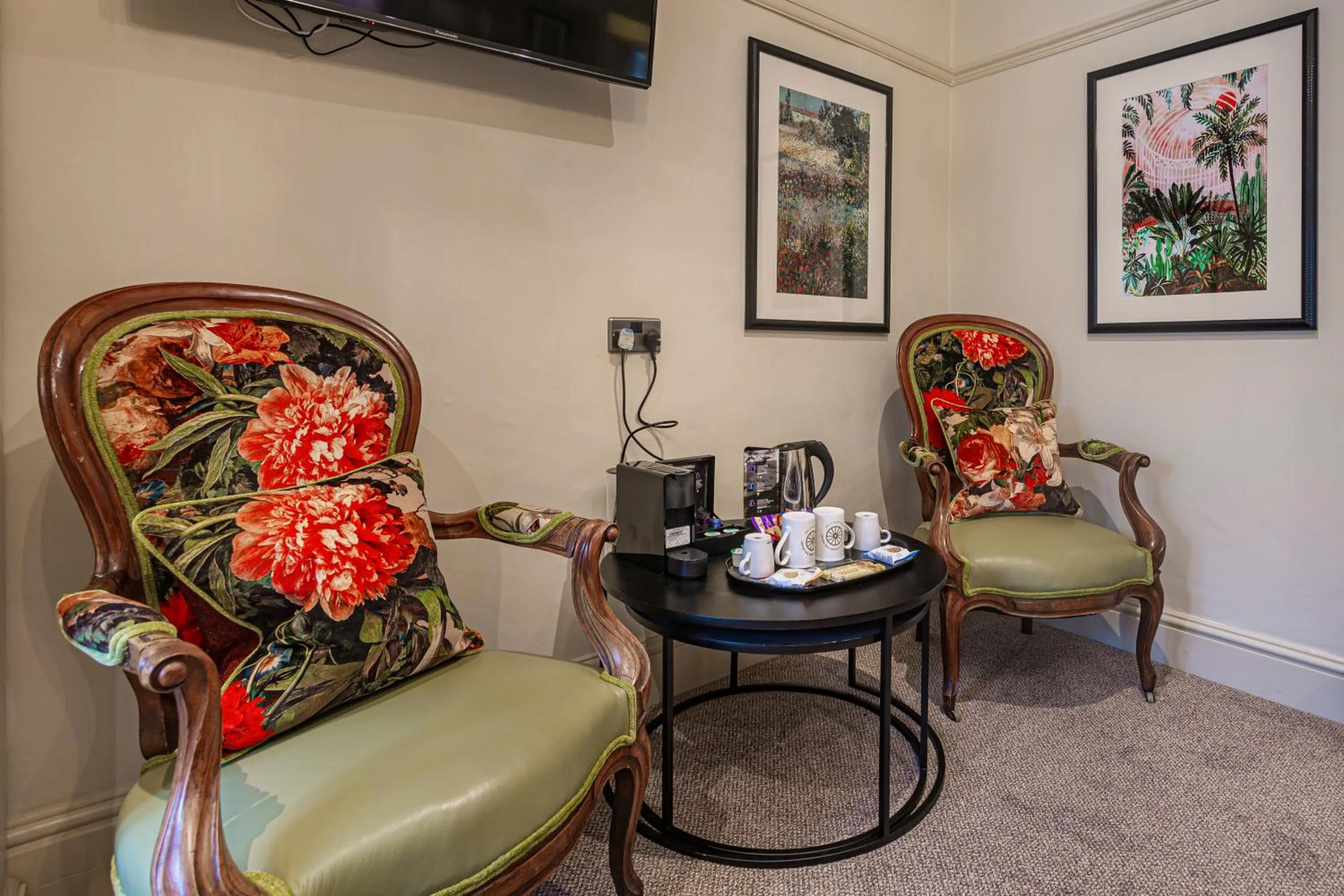 Bedroom in The Royal Oak Hotel, Welshpool - The Coaching Inn Group