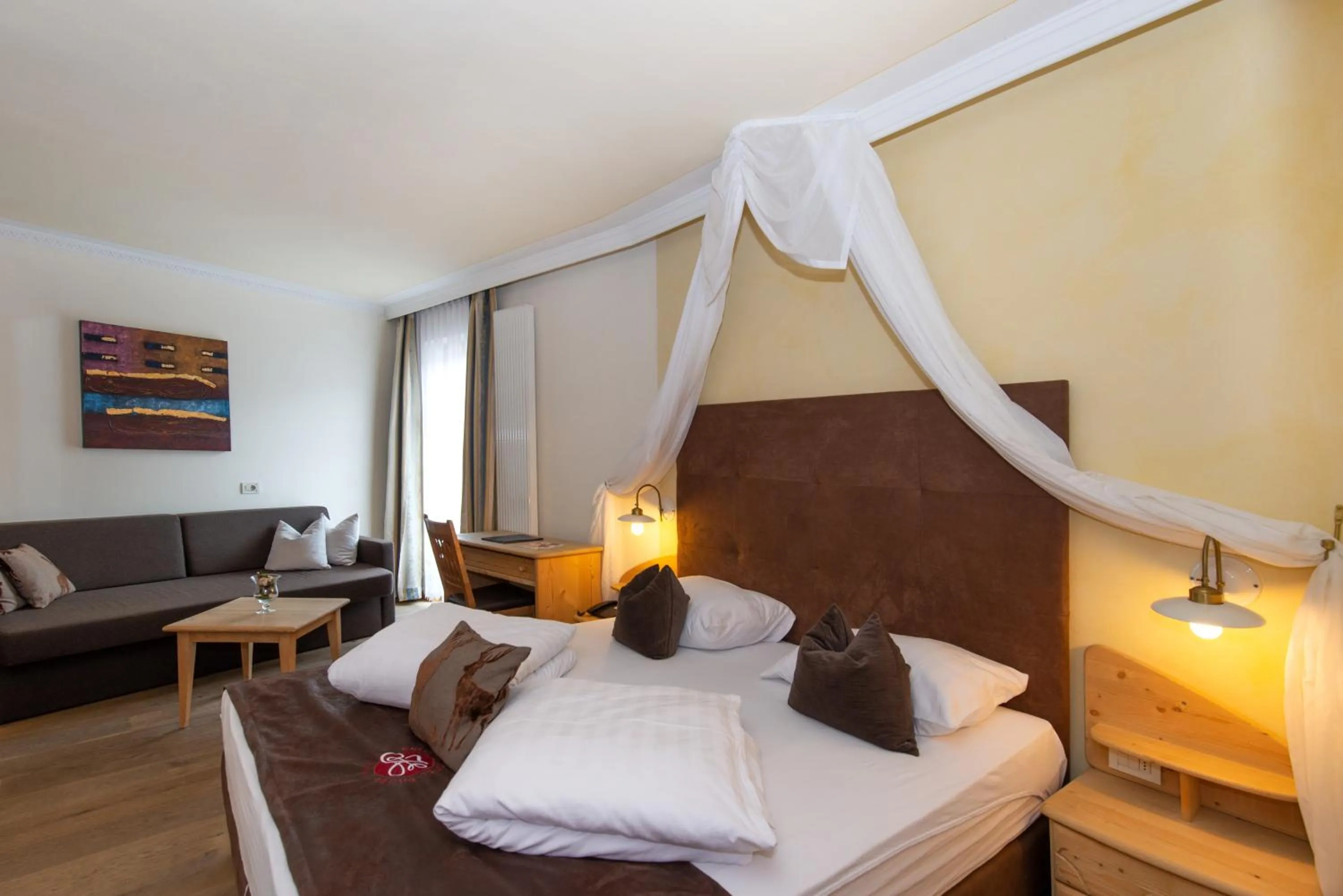 Photo of the whole room, Bed in Hotel Engel