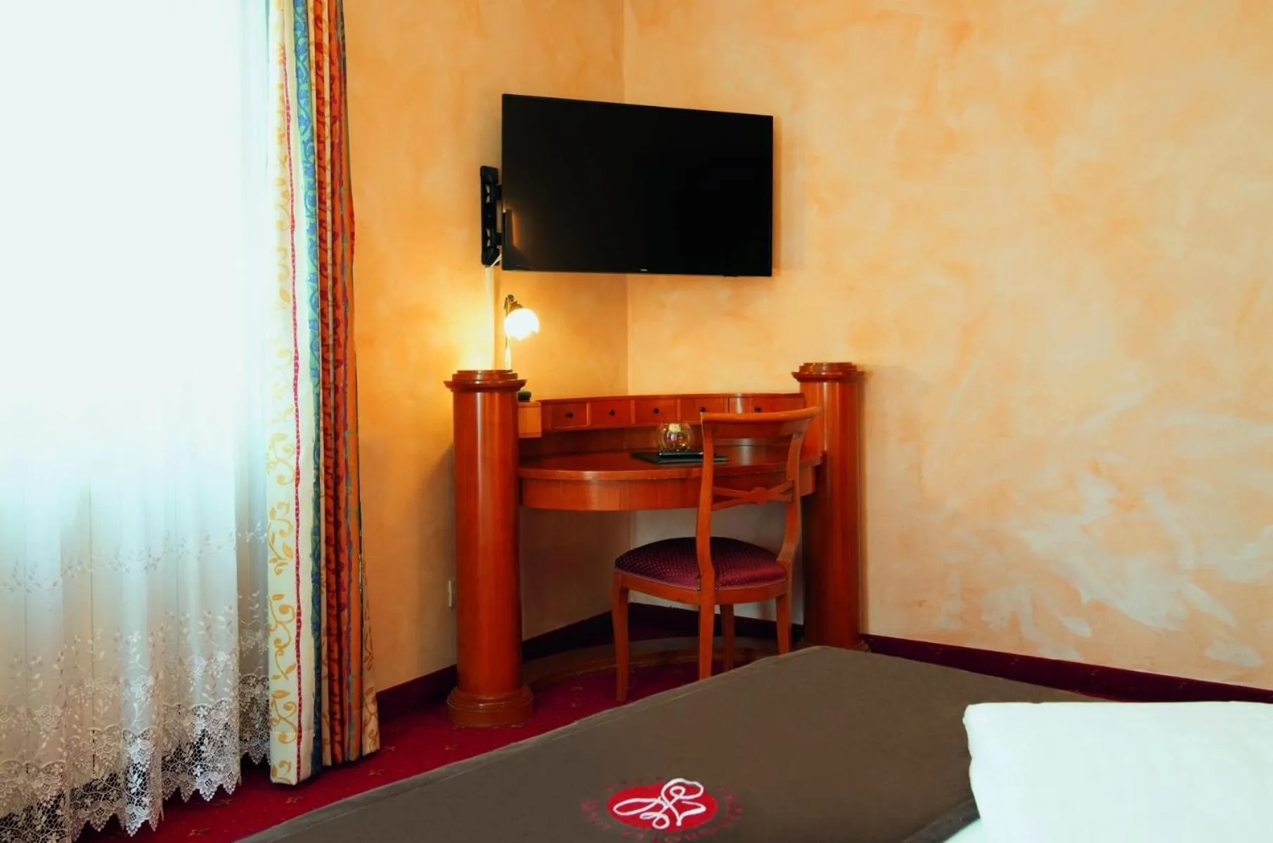 Decorative detail, Bed in Hotel Engel