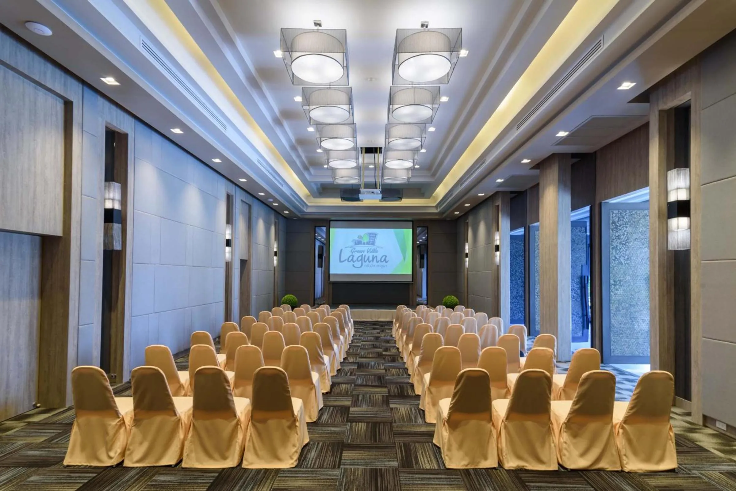 Meeting/conference room in Green Ville Laguna Hotel