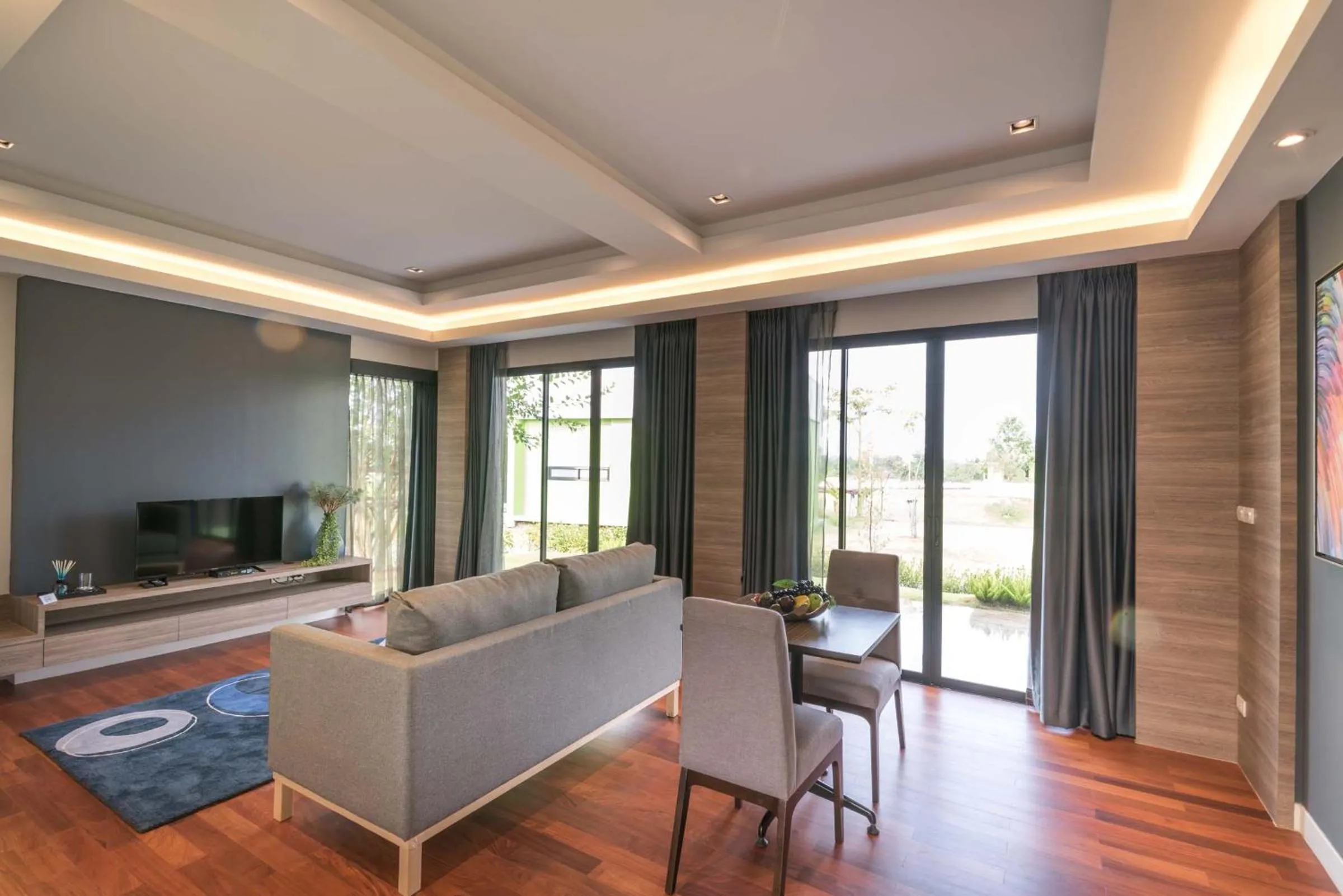 Living room in Green Ville Laguna Hotel