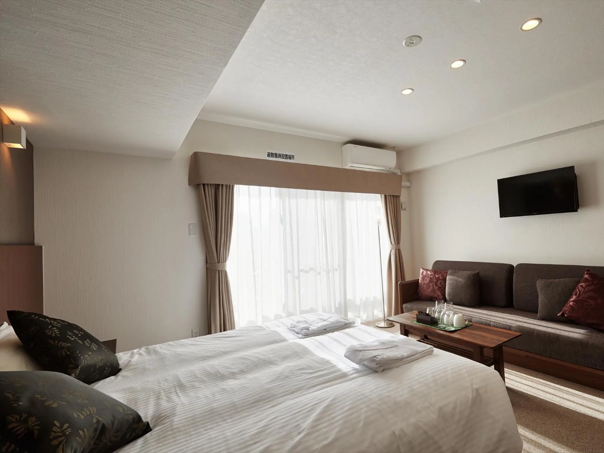 Bedroom, Bed in Creass Hotel Tsubogawa Marche