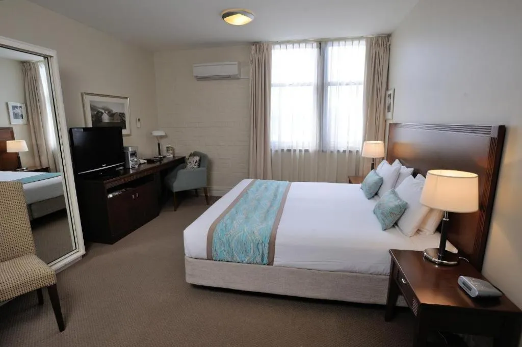 Bed in Launceston Central Apartment Hotel Official