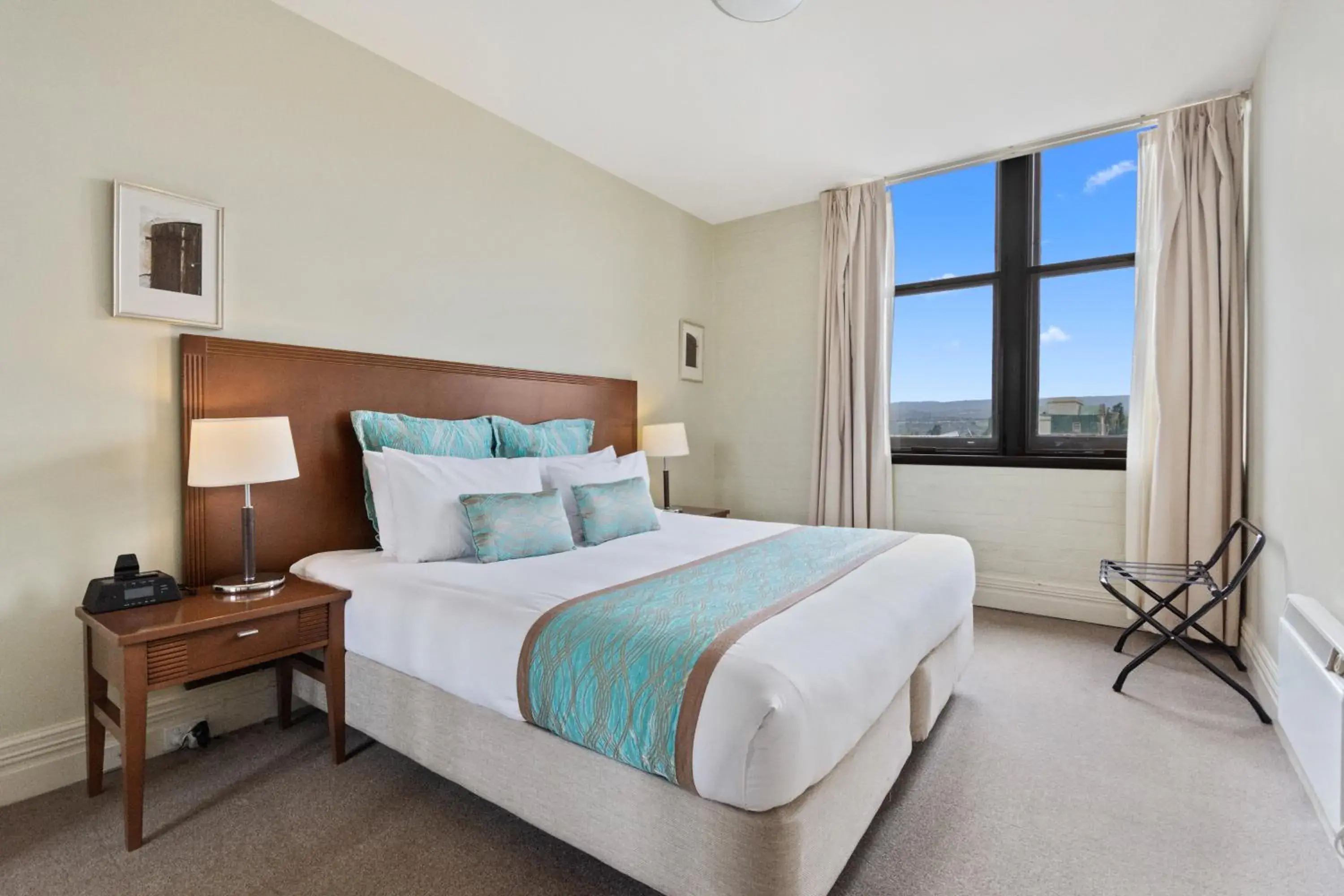 Bed in Launceston Central Apartment Hotel Official Bed in Launceston Central Apartment Hotel Official