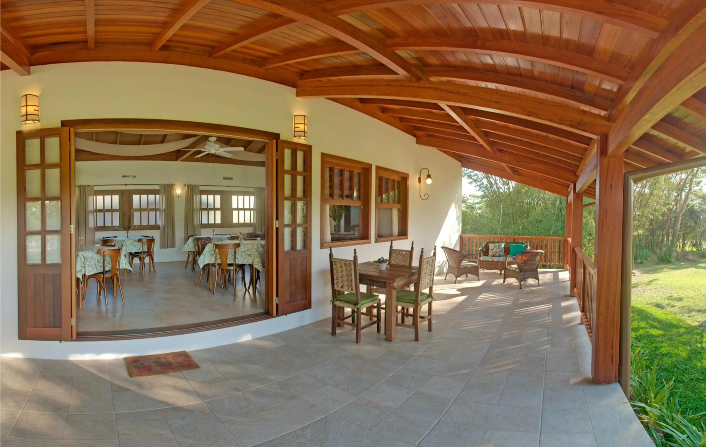 Patio in Hotel Pousada da Lagoa - Casa Californiana