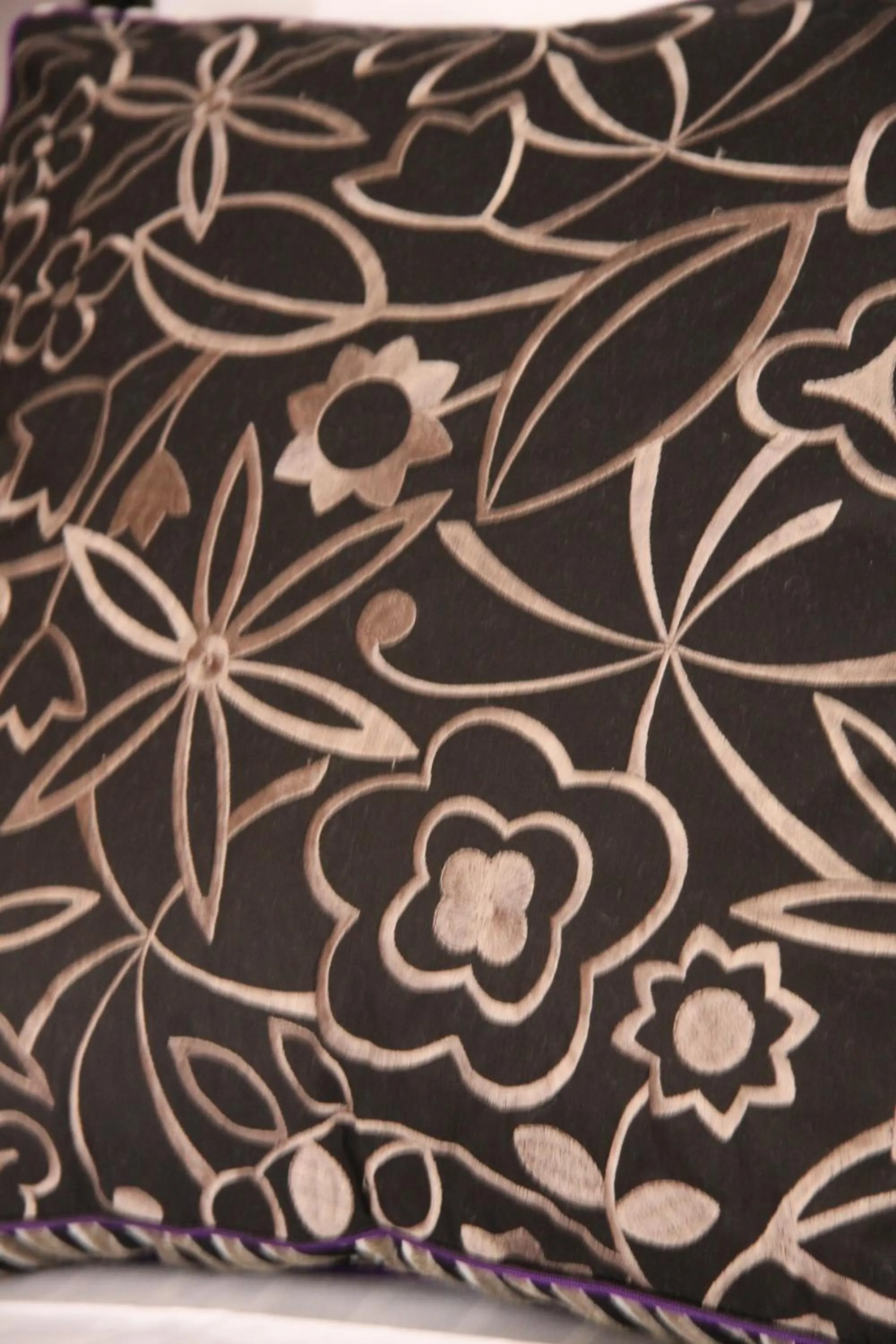 Decorative detail in L'Hibernie