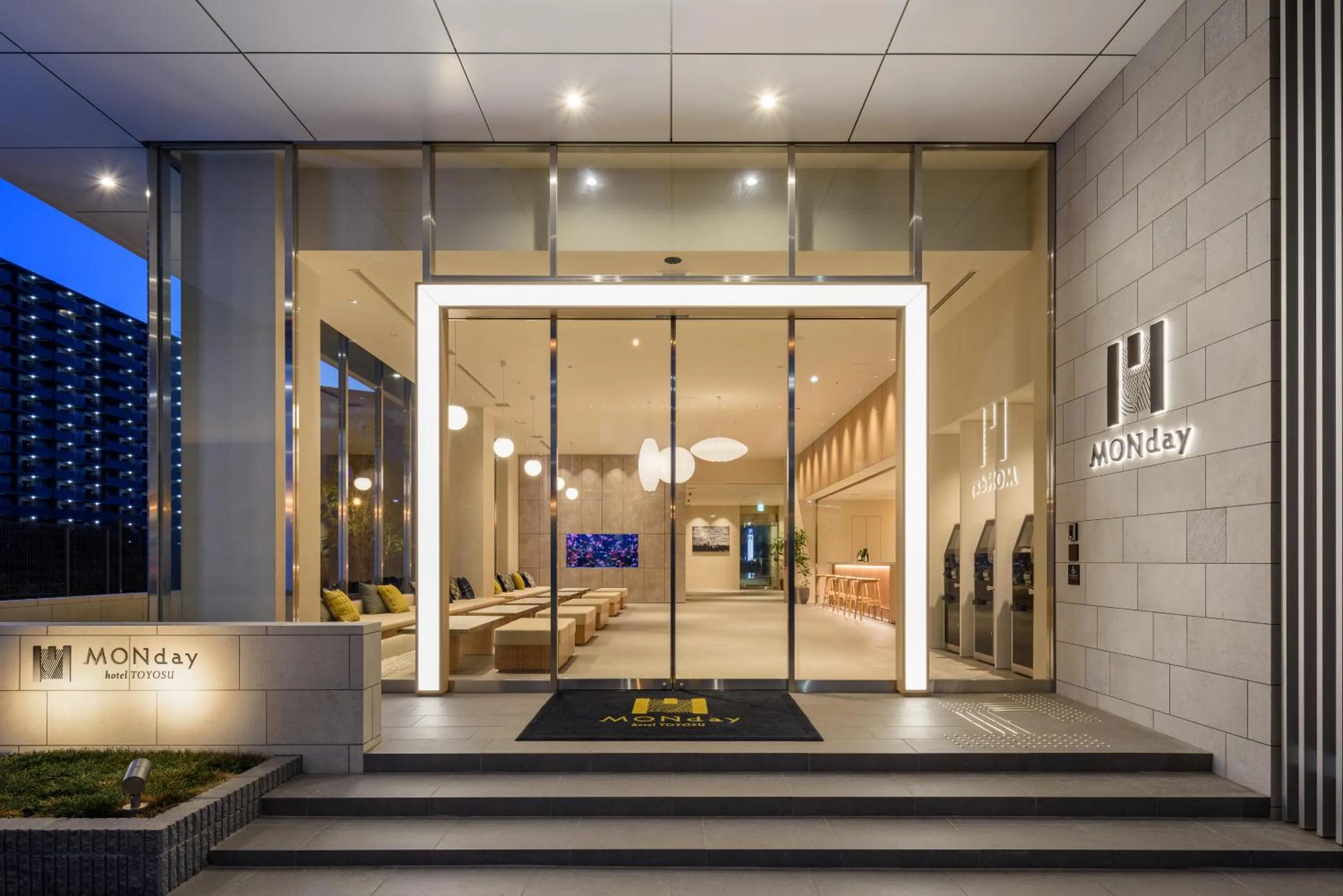 Facade/entrance in hotel MONday Premium TOYOSU