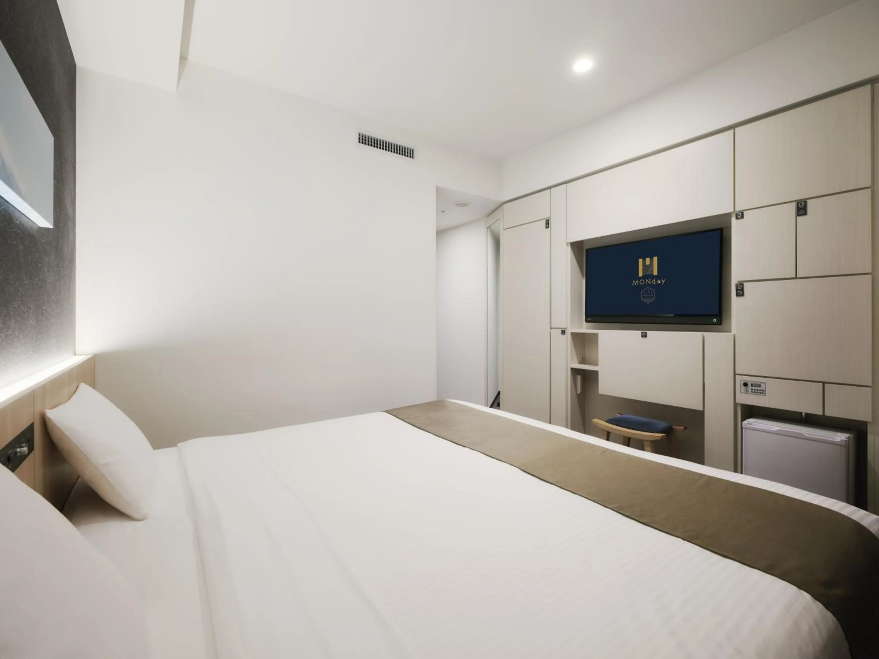 Bed in hotel MONday Premium TOYOSU