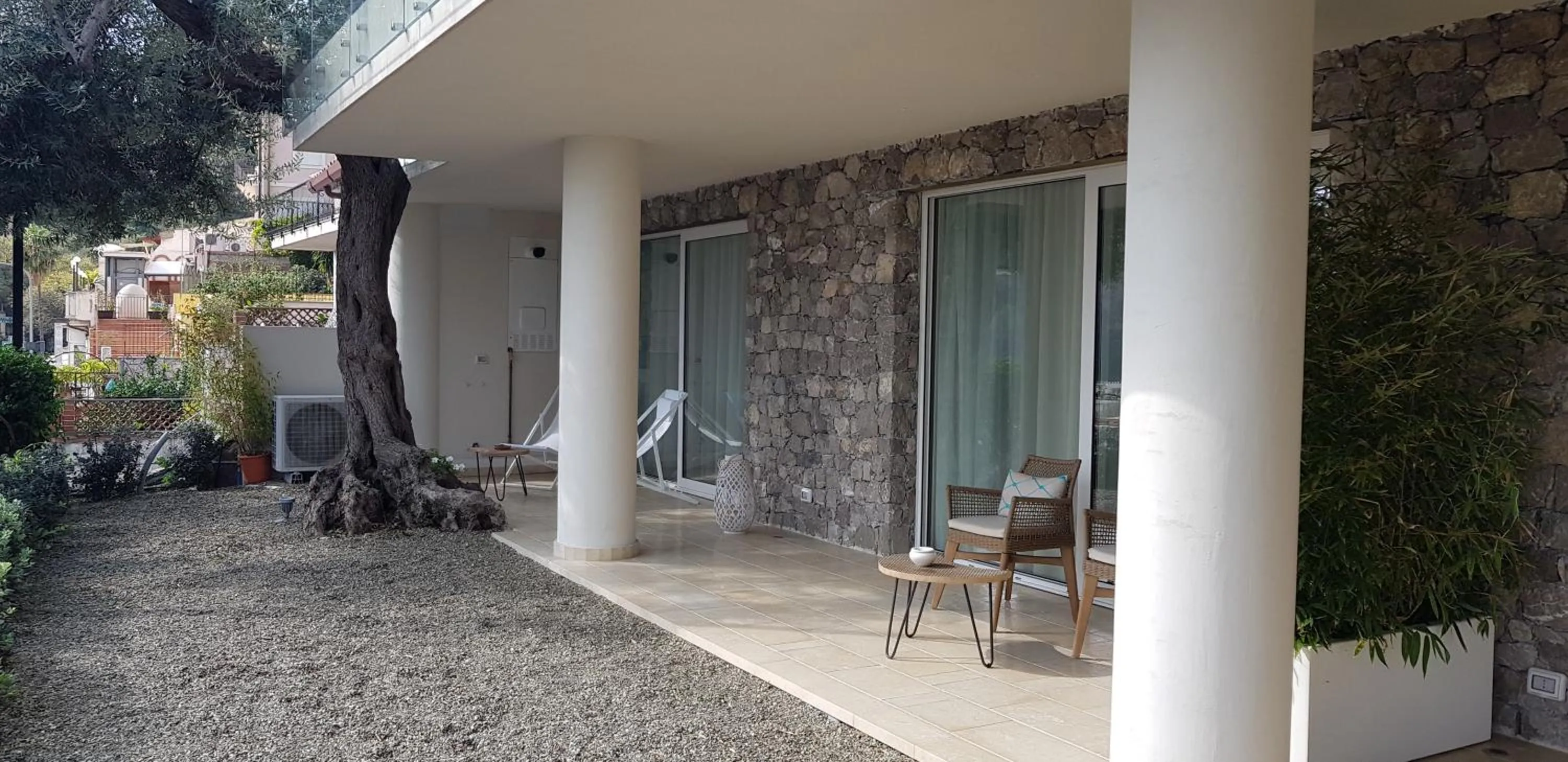 Patio in Iancu Charme Apartments