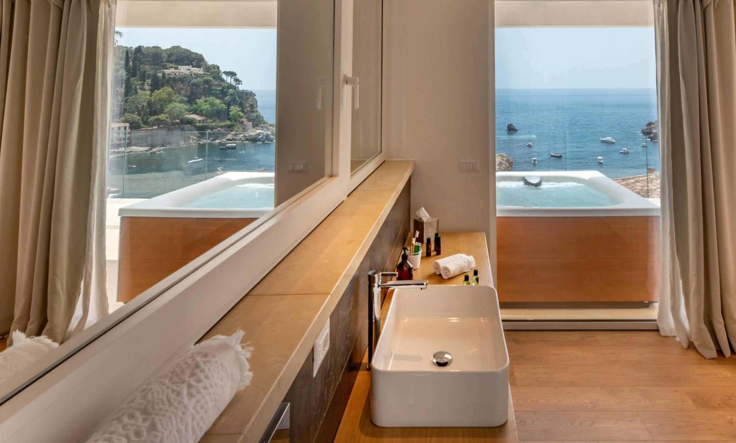 Bathroom in Iancu Charme Apartments