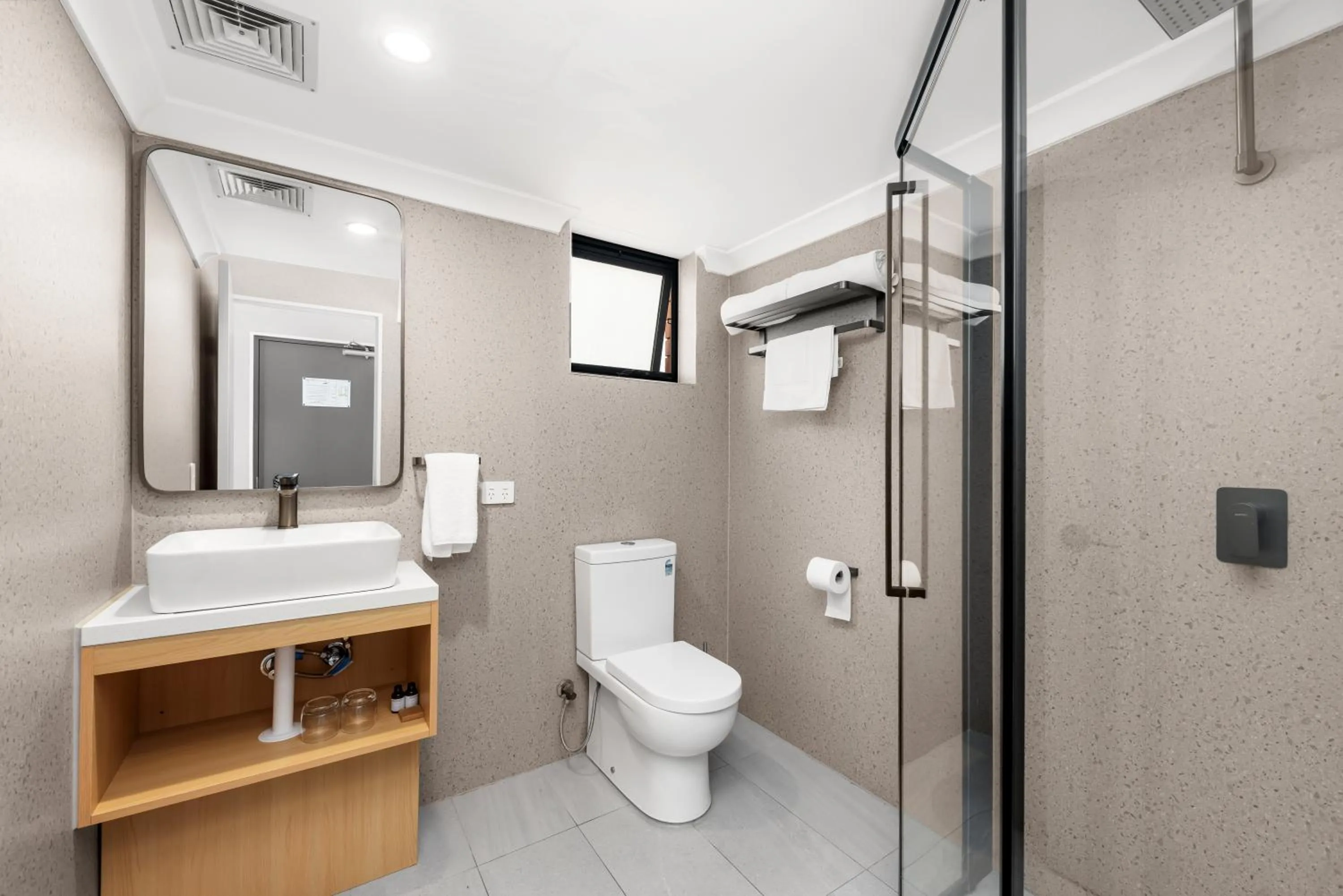 Bathroom in Spring Hill Inn