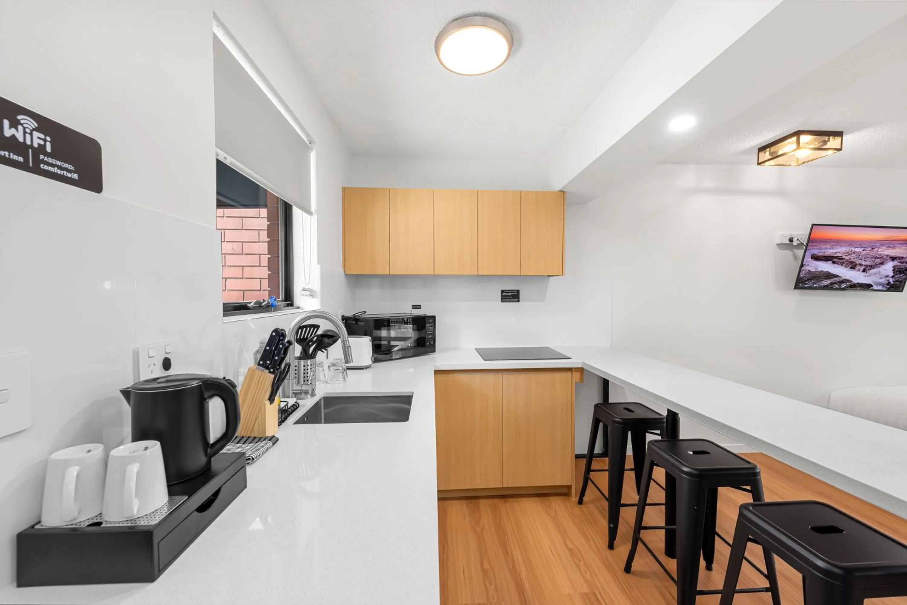 kitchen in Spring Hill Inn