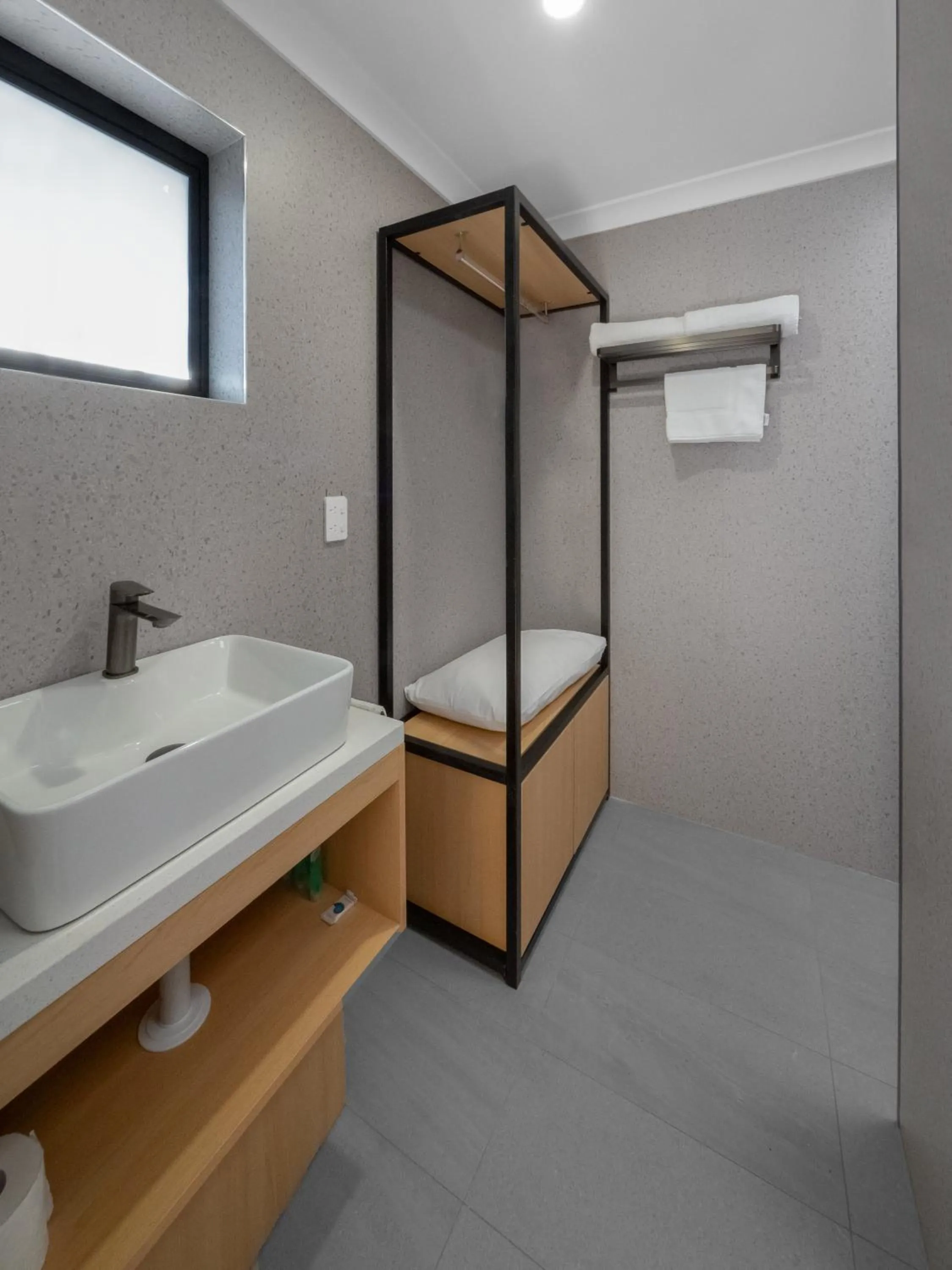 Bathroom in Spring Hill Inn