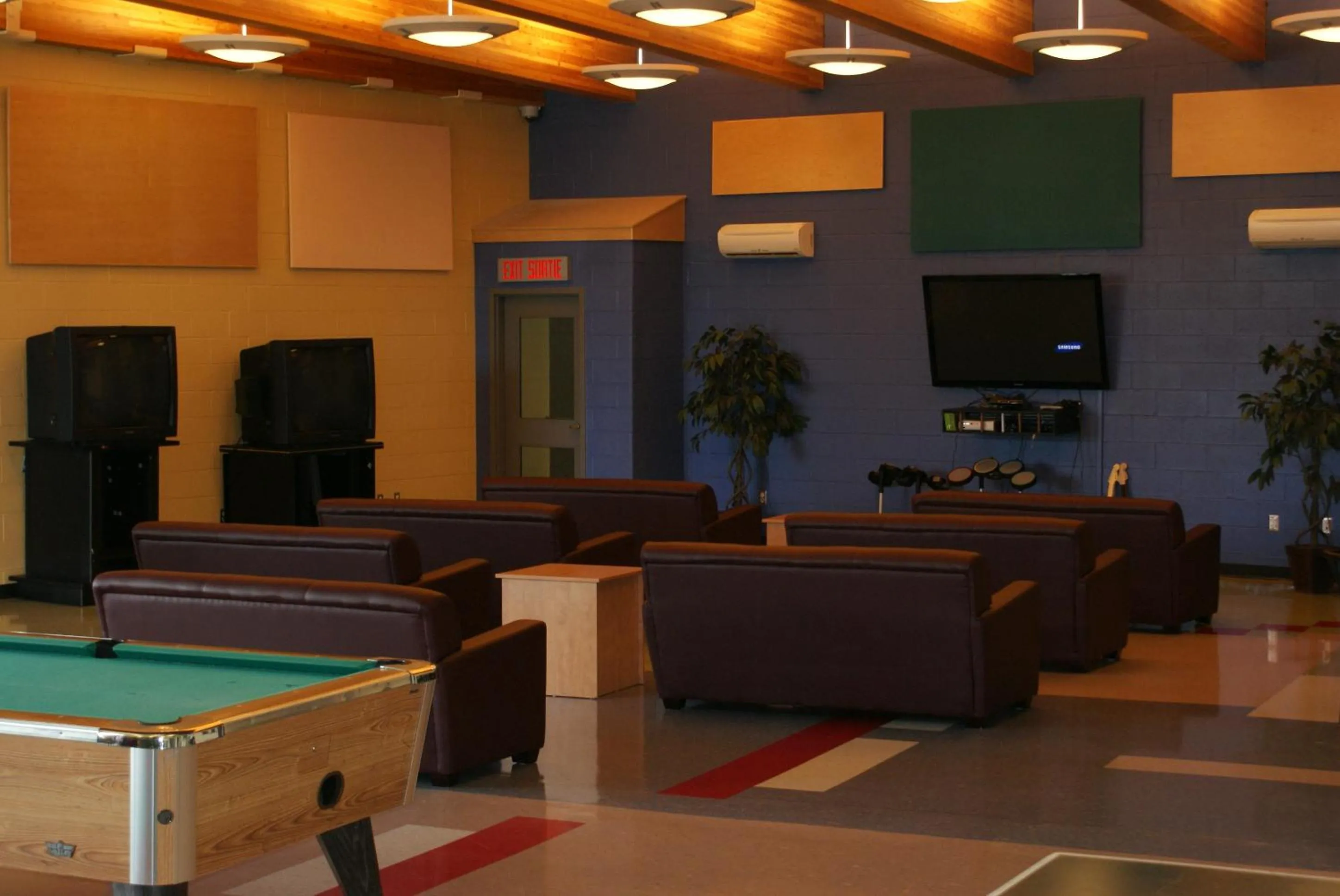 Residence & Conference Centre - Sudbury West