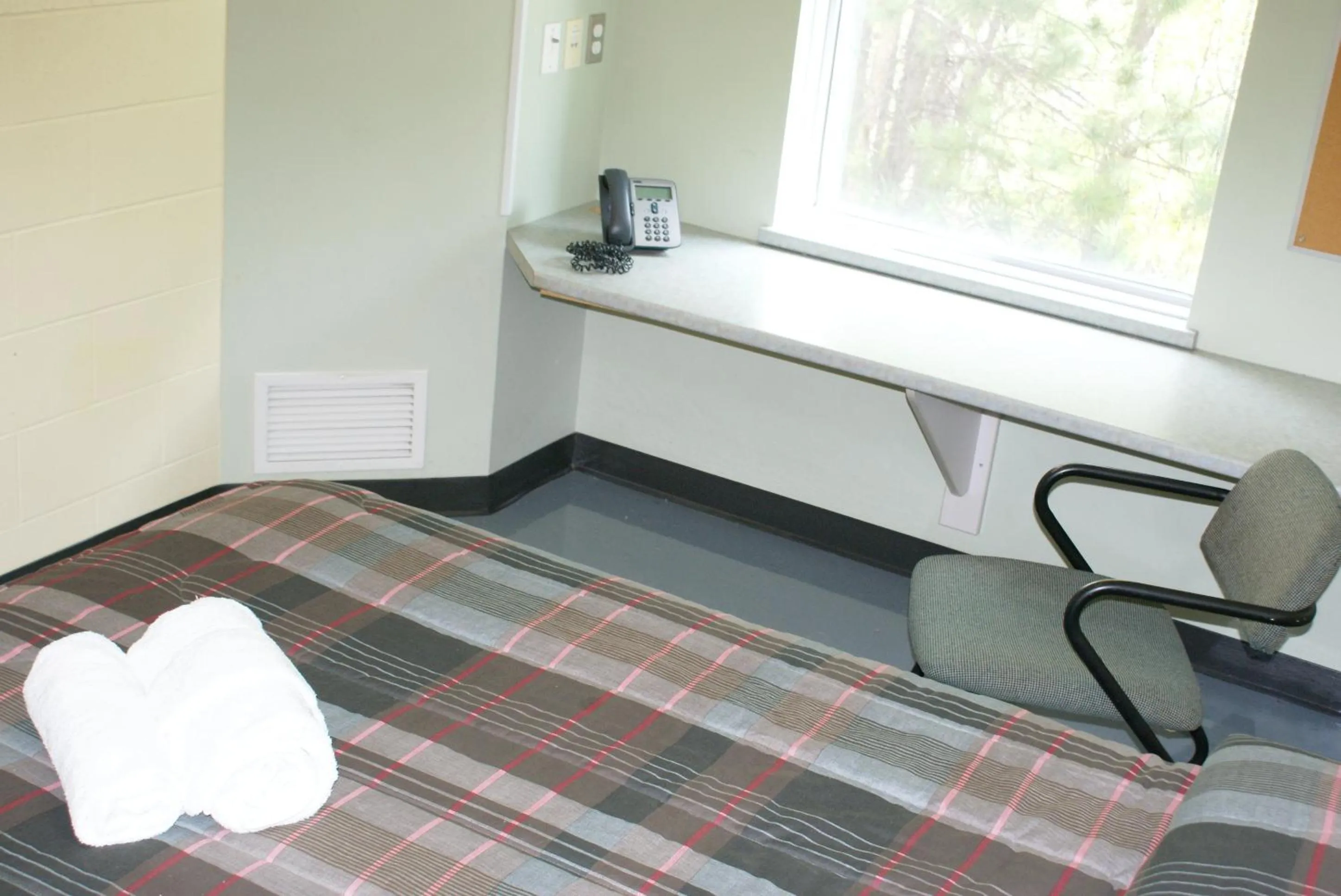 Bed in Residence & Conference Centre - Sudbury West