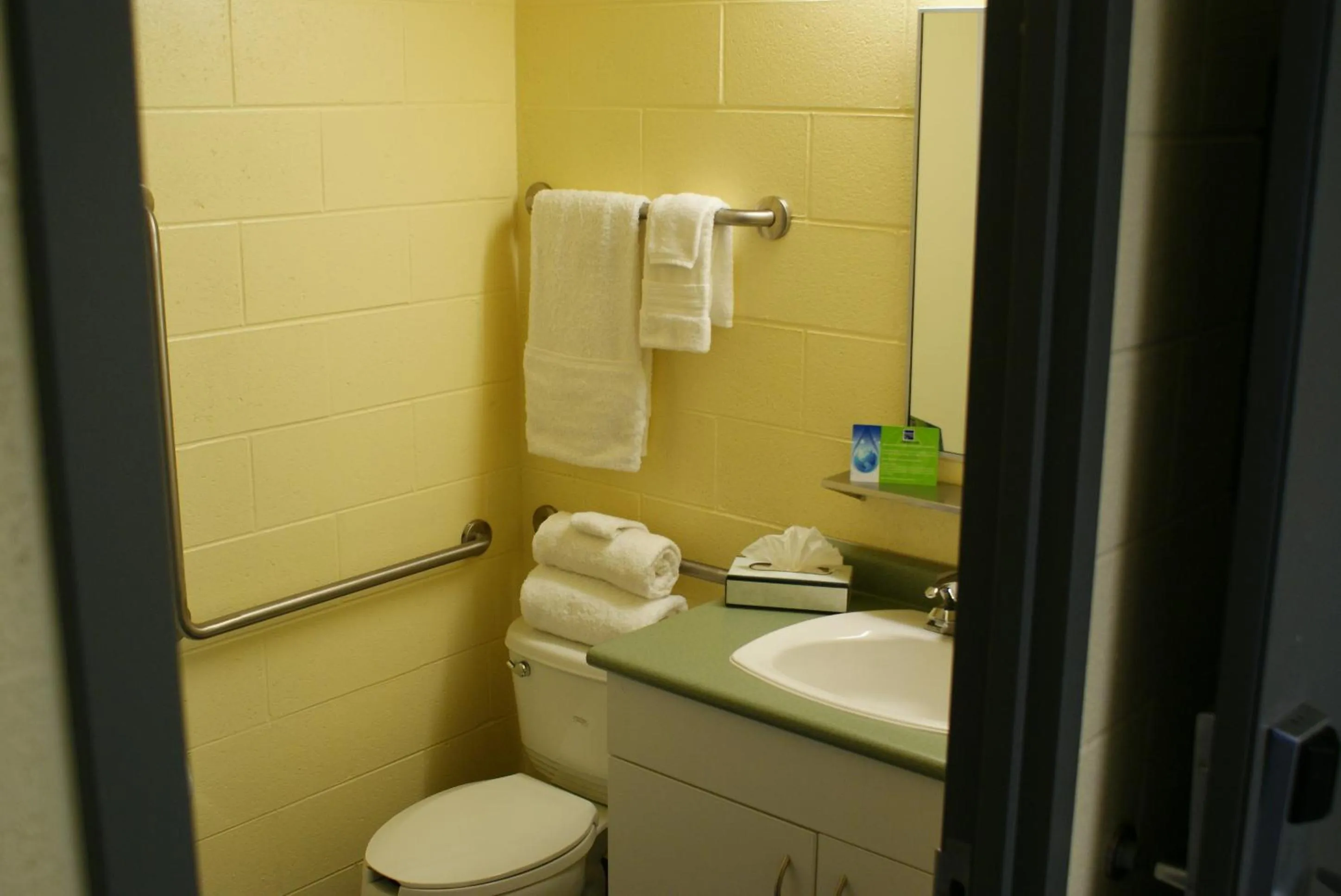 Residence & Conference Centre - Sudbury West