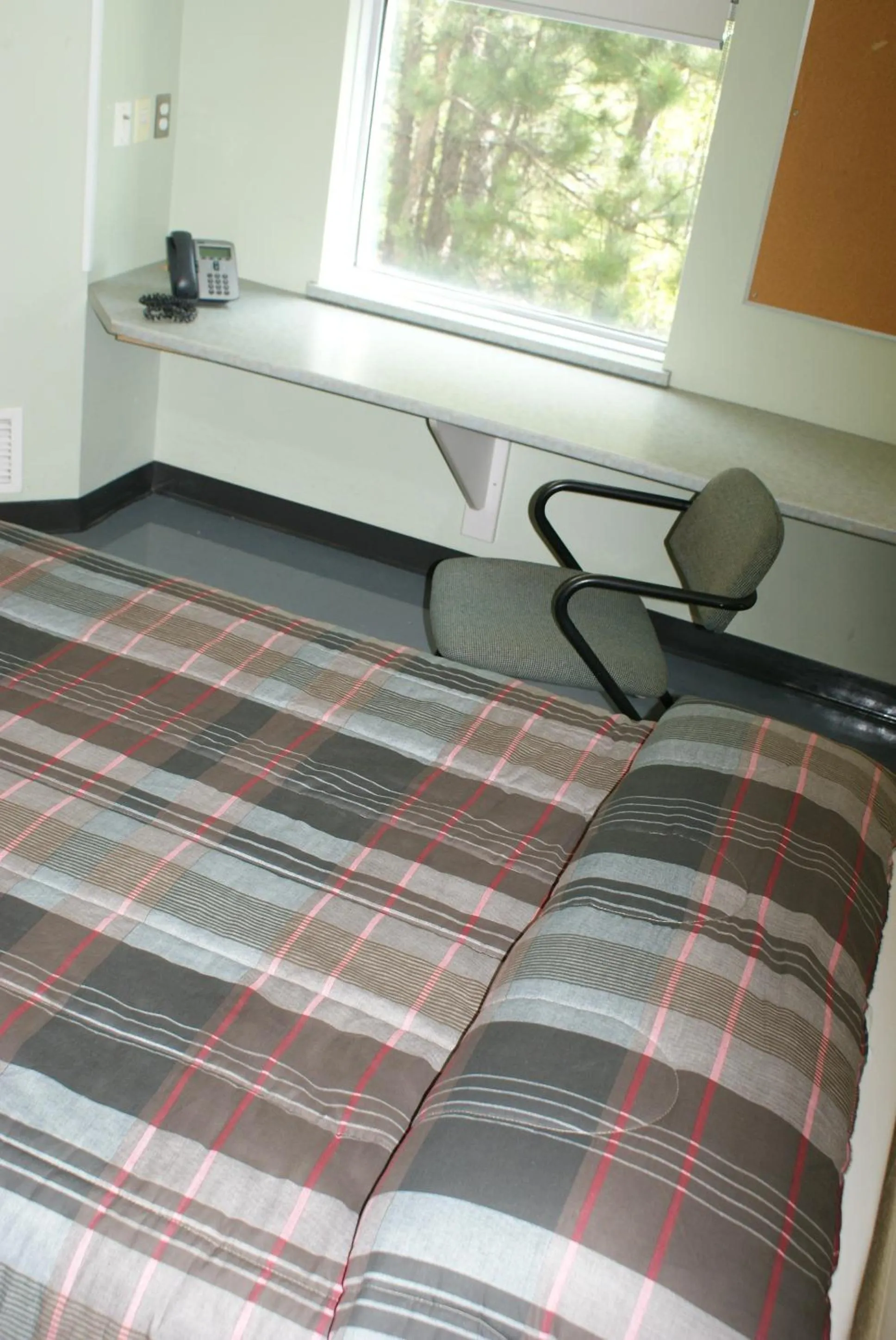 Bed in Residence & Conference Centre - Sudbury West