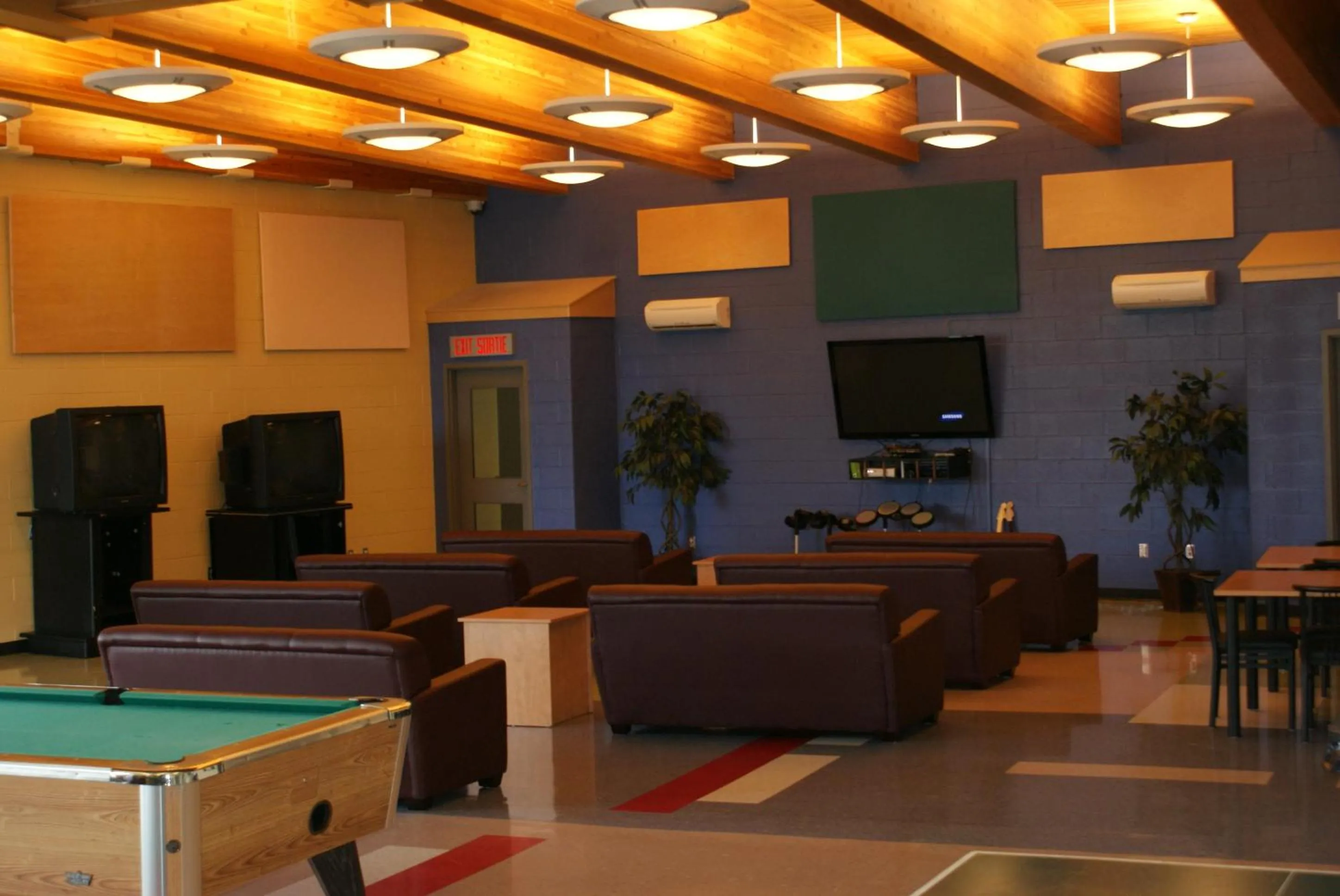 Residence & Conference Centre - Sudbury West