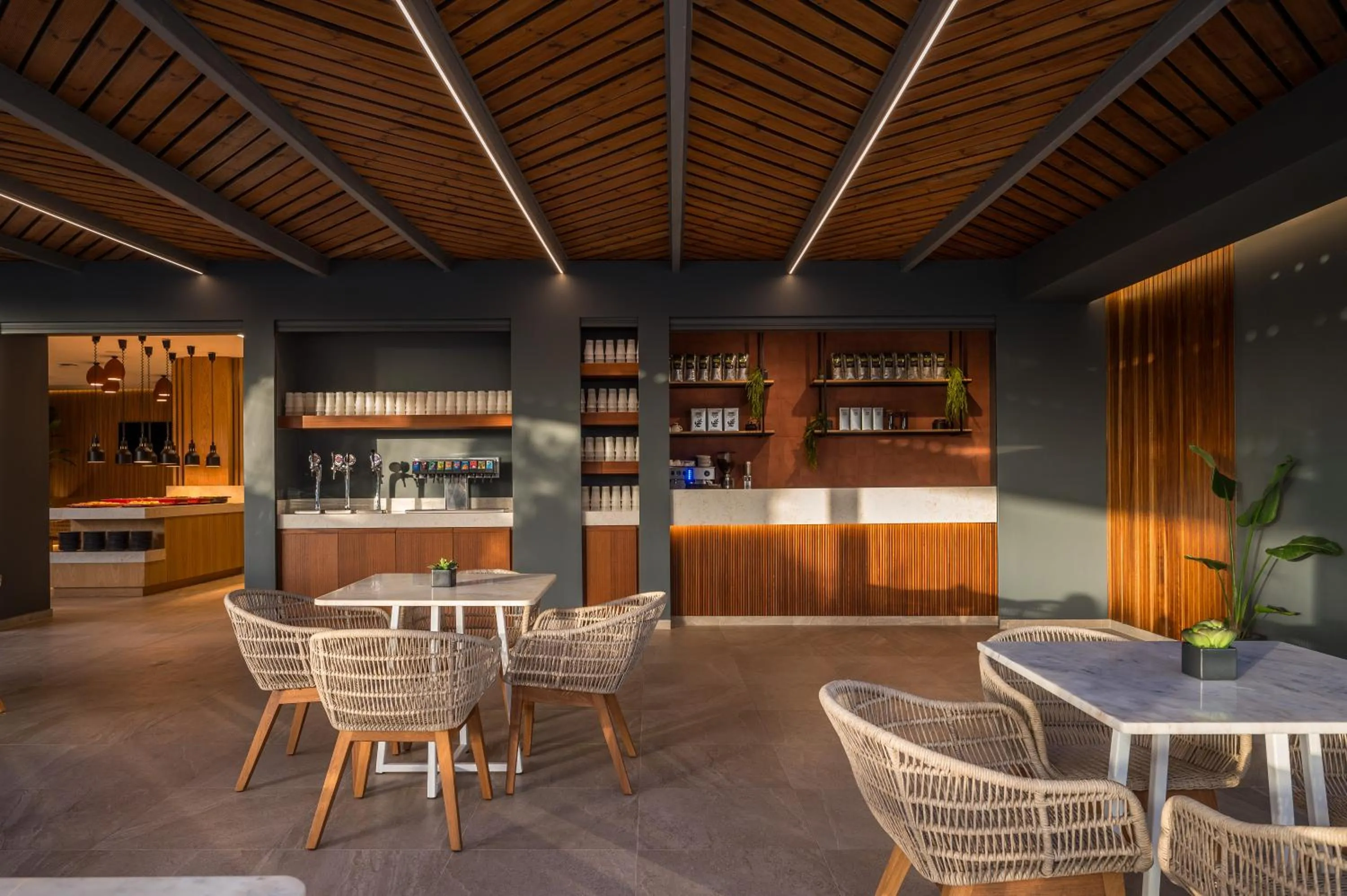 Restaurant/places to eat in Arminda Hotel & Spa