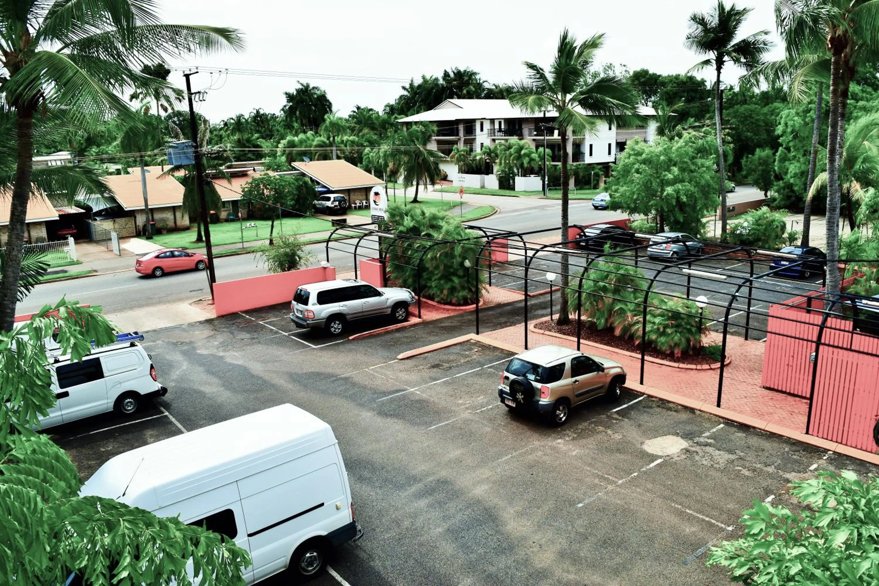 Parking in Coconut Grove Holiday Apartments