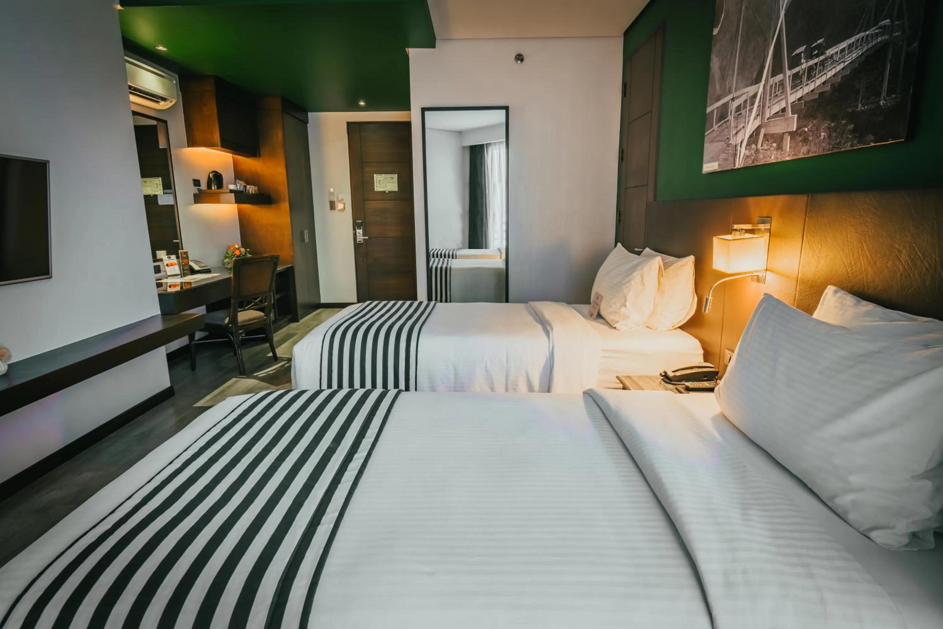 Bedroom, Bed in 1898 Hotel Colonia En Las Filipinas