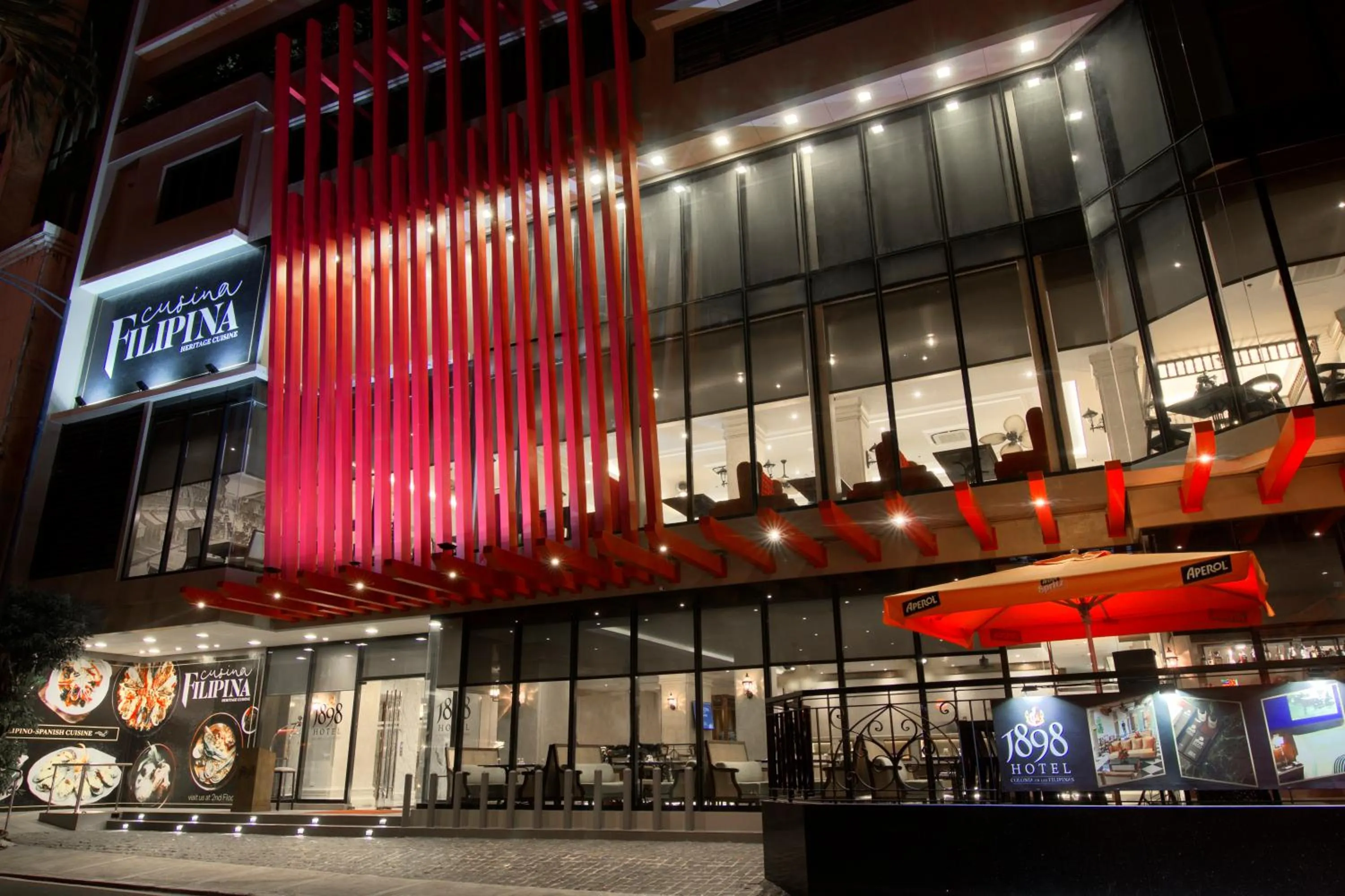 Night in 1898 Hotel Colonia En Las Filipinas