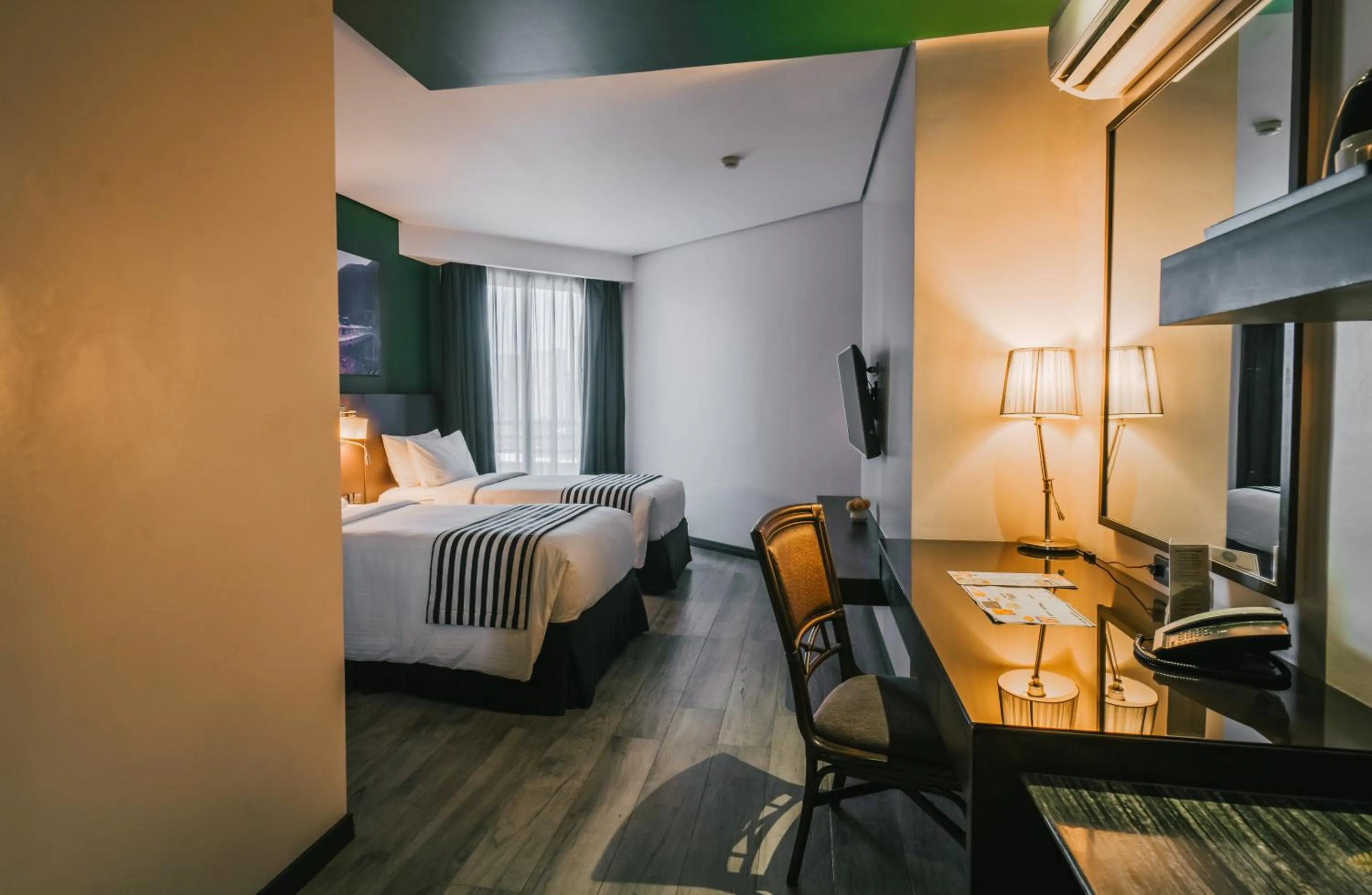 Bedroom, Bed in 1898 Hotel Colonia En Las Filipinas