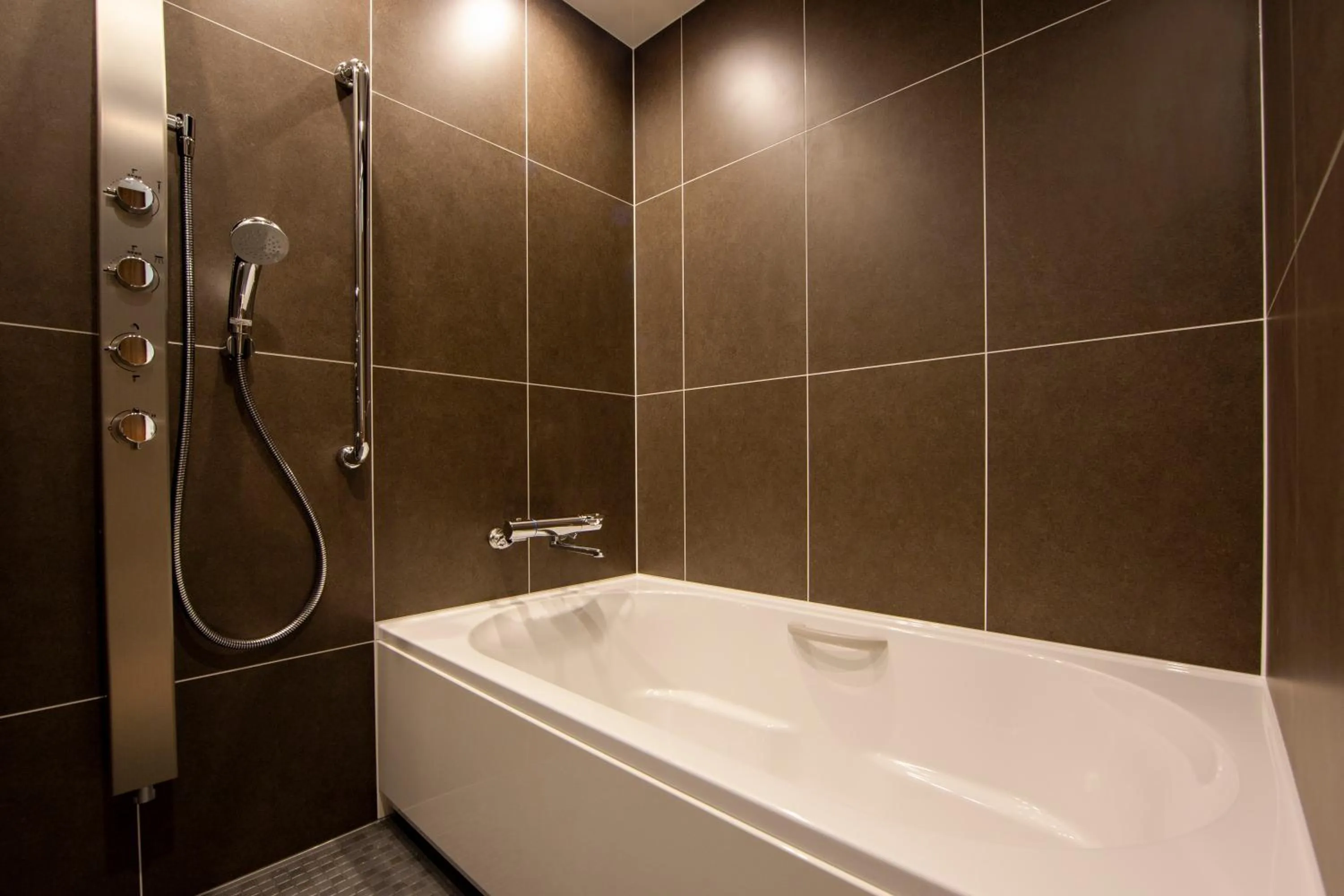 Bathroom in karaksa hotel premier Tokyo Ginza